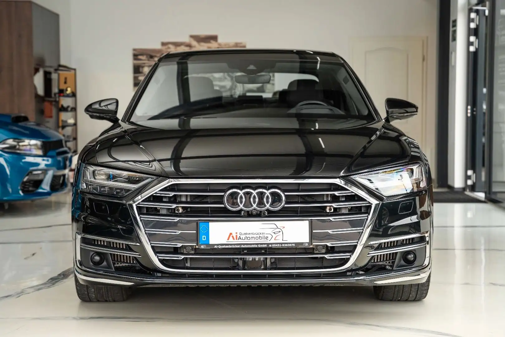 Audi A8 60 TFSI L quattro Schwarz - 2