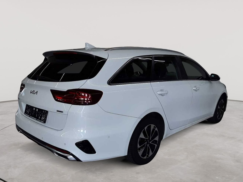 Kia Ceed / cee'd Ceed SW 1.6 GDI DCT OPF Plug-in-Hybrid Spirit — photo 4