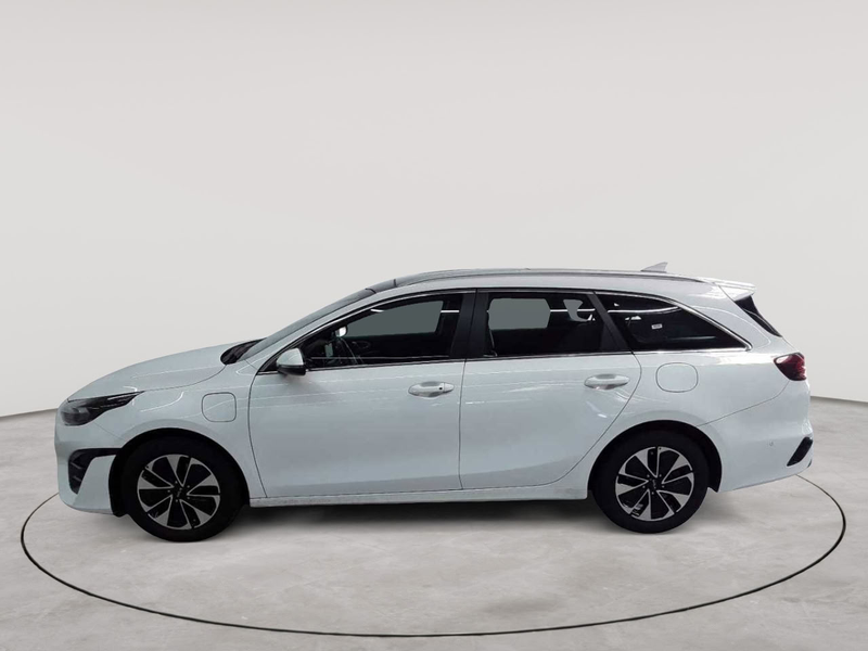 Kia Ceed / cee'd Ceed SW 1.6 GDI DCT OPF Plug-in-Hybrid Spirit — photo 6