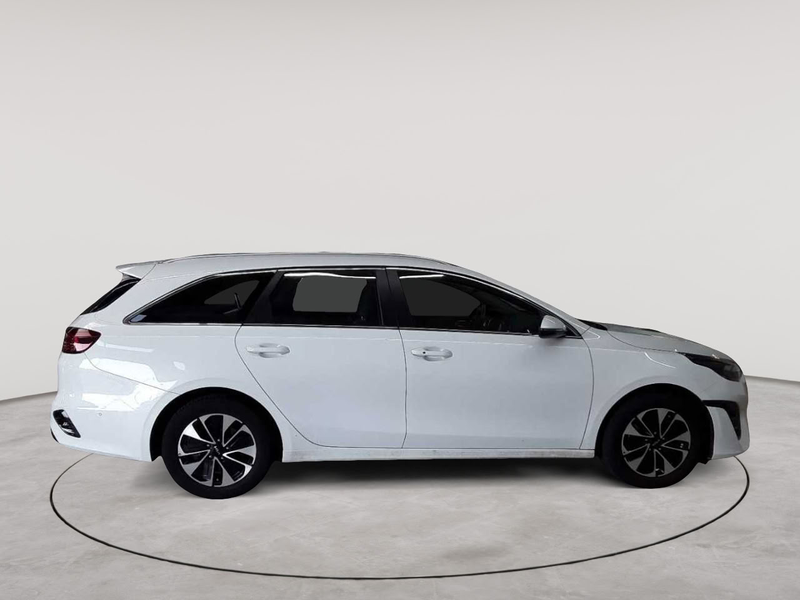 Kia Ceed / cee'd Ceed SW 1.6 GDI DCT OPF Plug-in-Hybrid Spirit — photo 3