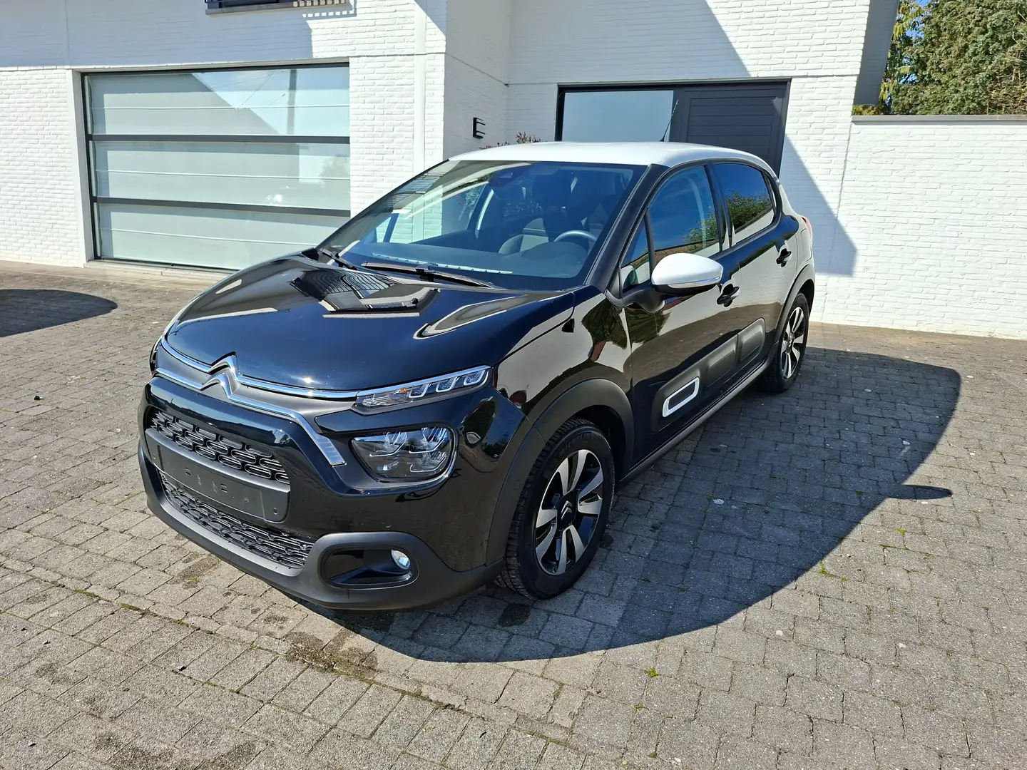 Citroen C3 C3 1.2i Shine 110pk zwart wit dak camera appconnec Noir - 1