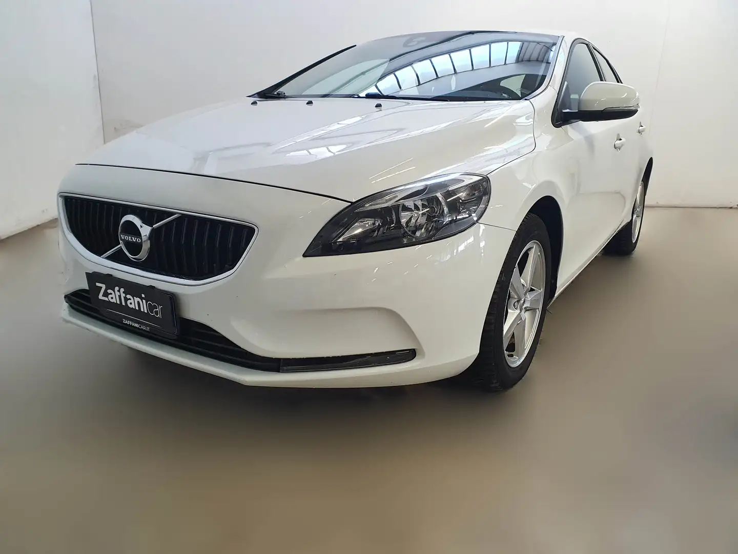 Volvo V40 2.0 D2 Business Bianco - 2