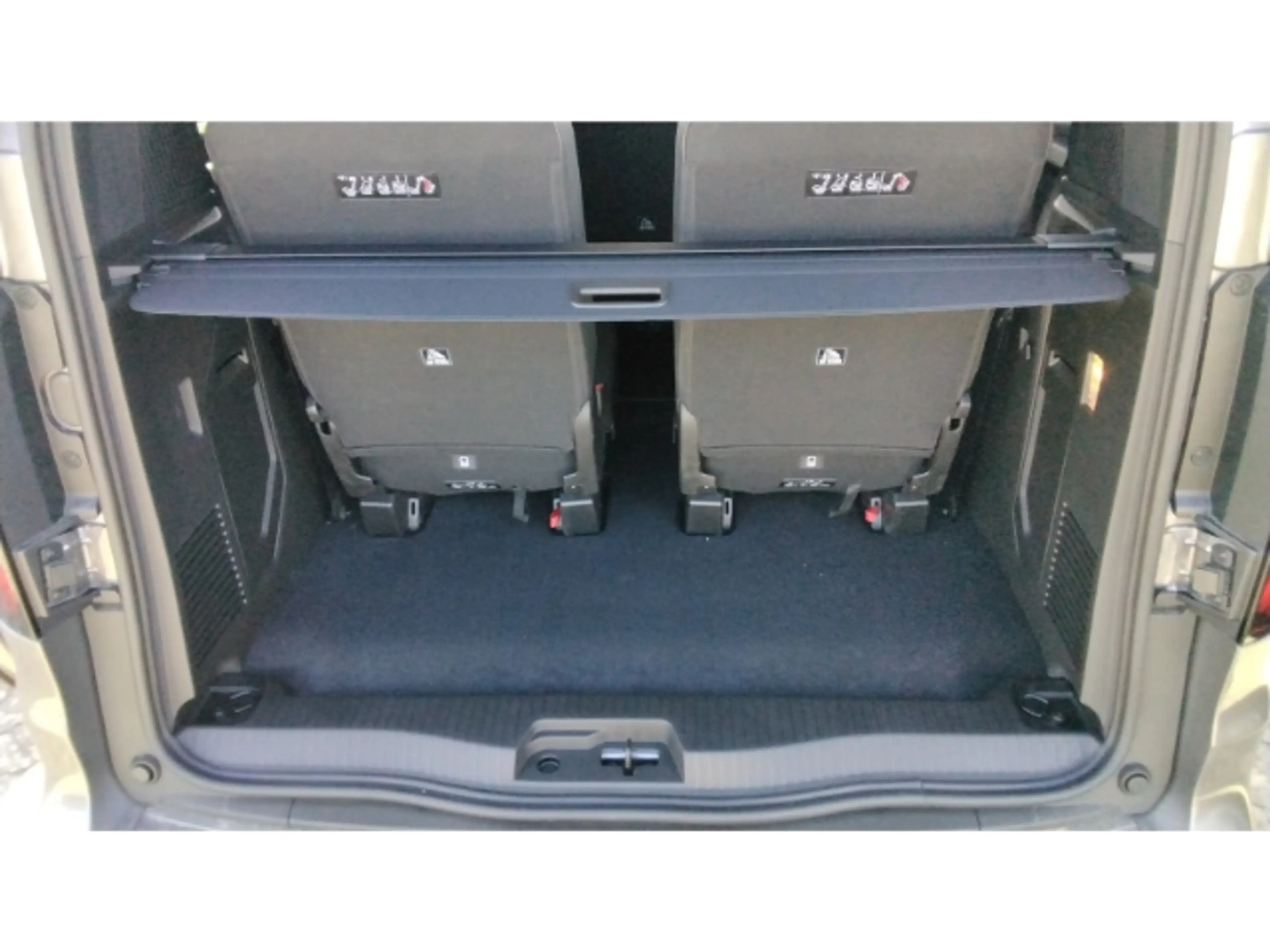 Nissan Townstar Kombi L2 Tekna 7-Sitzer, 360 Kamera — photo 14
