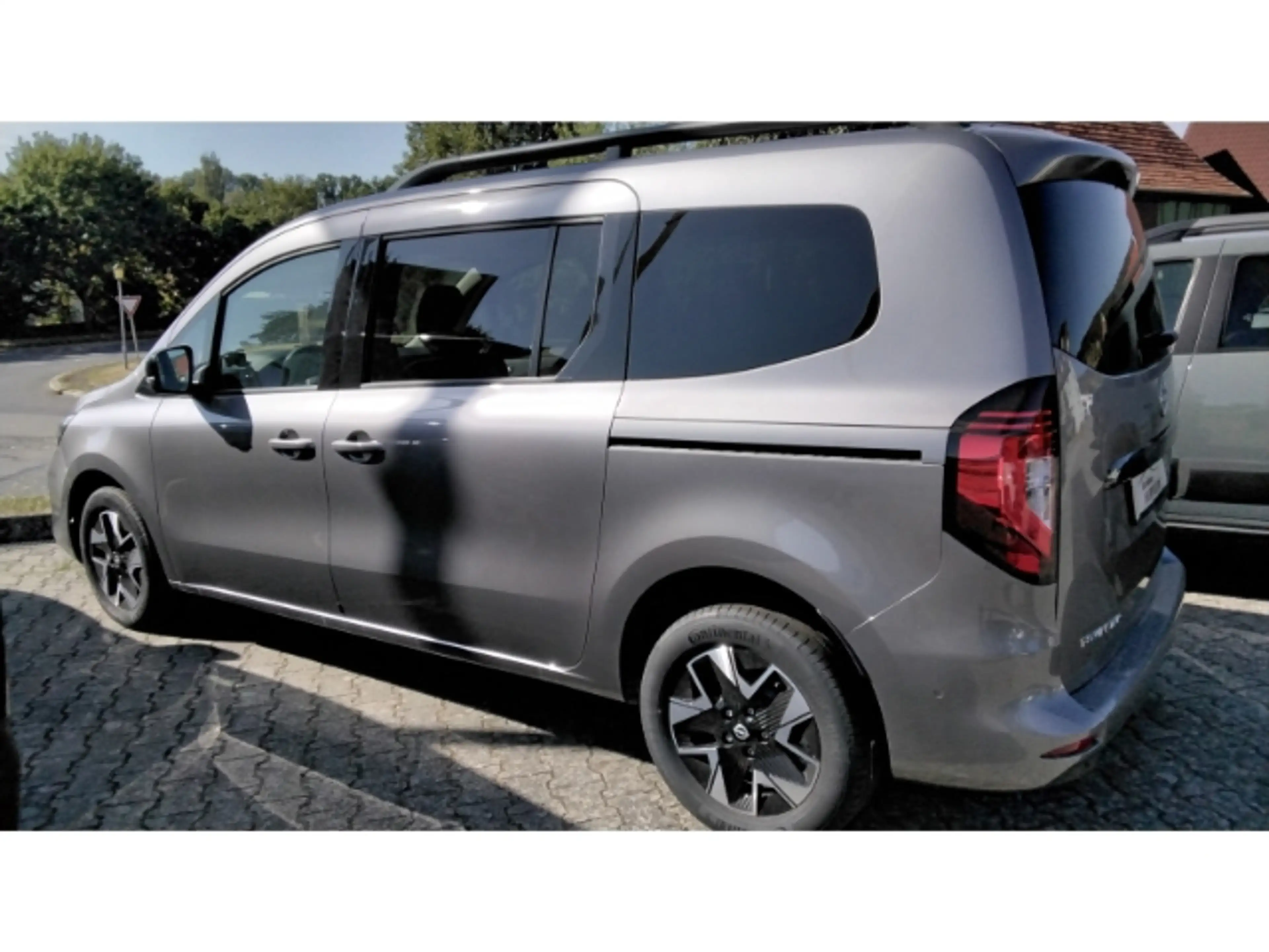 Nissan Townstar Kombi L2 Tekna 7-Sitzer, 360 Kamera — photo 4