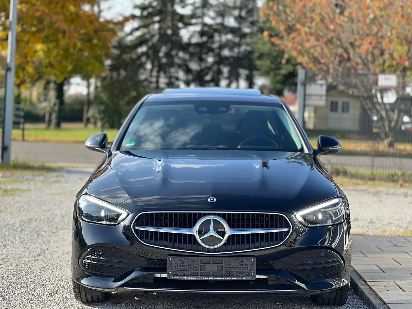 Mercedes-Benz C 300 e Avantgarde Digital Light Distronic Keyles Negro - 2