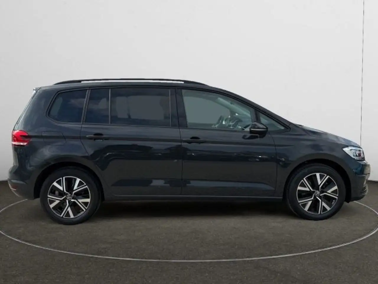 Volkswagen Touran 1.5 TSI DSG Highline Navi,AHK,Pano,Black 6