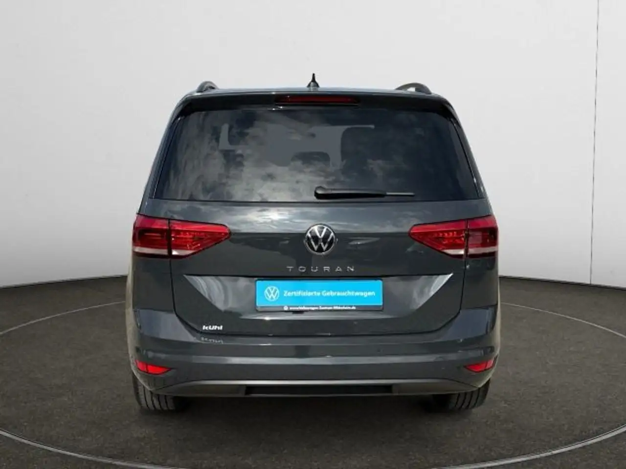 Volkswagen Touran 1.5 TSI DSG Highline Navi,AHK,Pano,Black 4