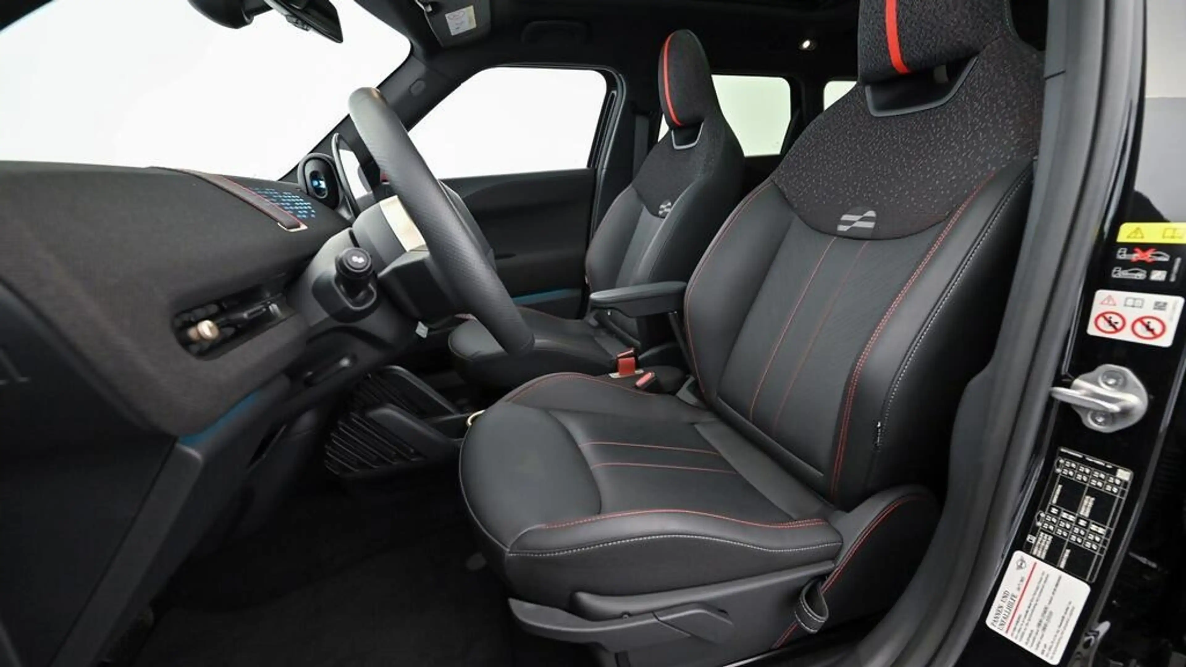 MINI Aceman SE — photo 12