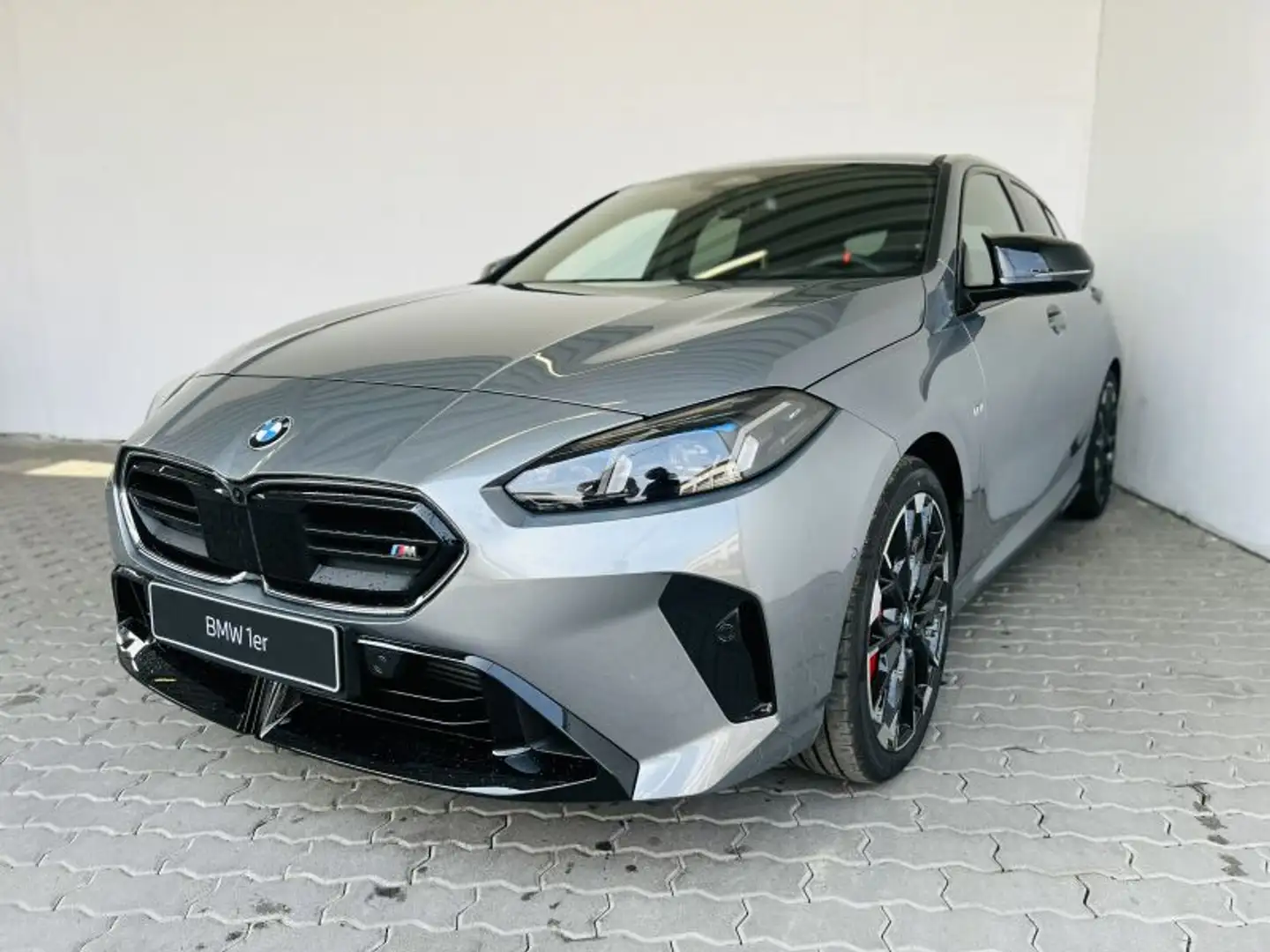 BMW 135 M xDrive !! HERBSTKNALLER !! Grigio - 2