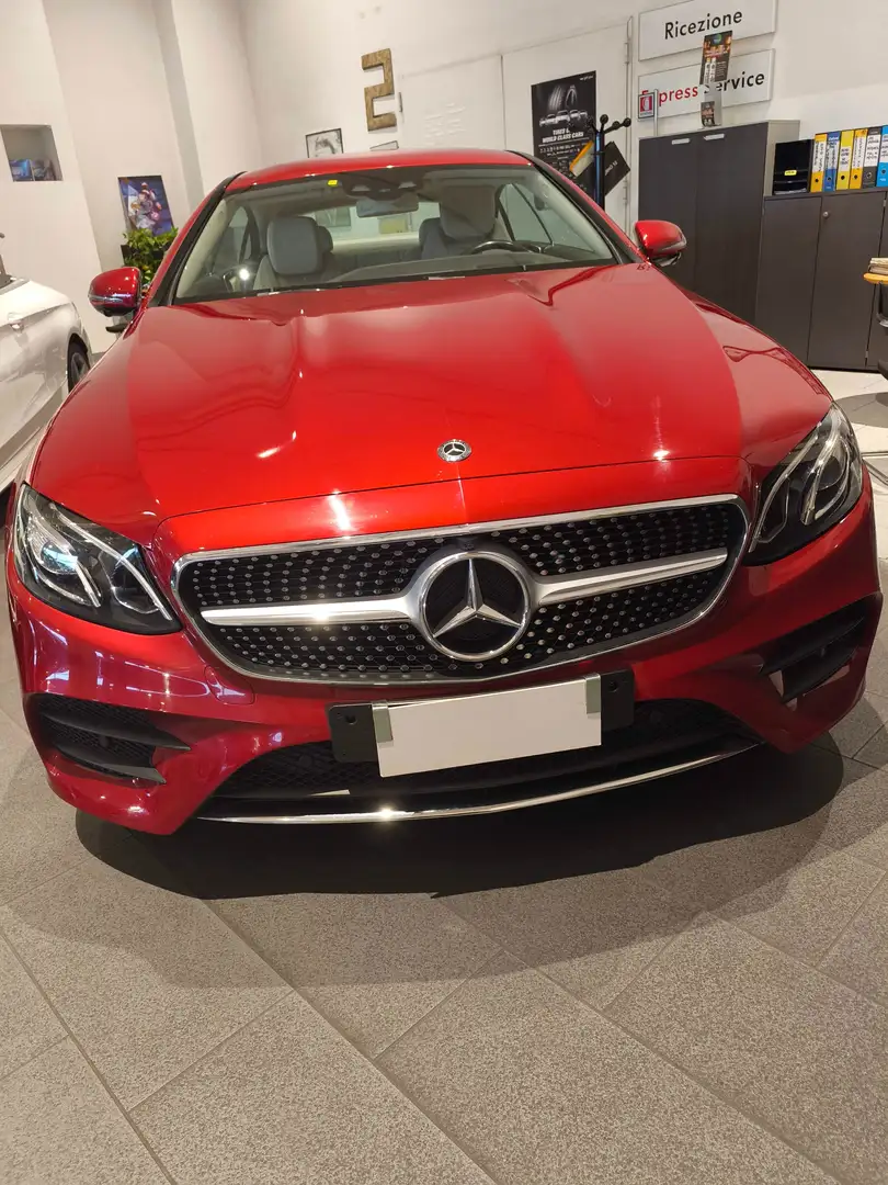 Mercedes-Benz E 220 - Coupe d AMG Line auto Rosso - 1