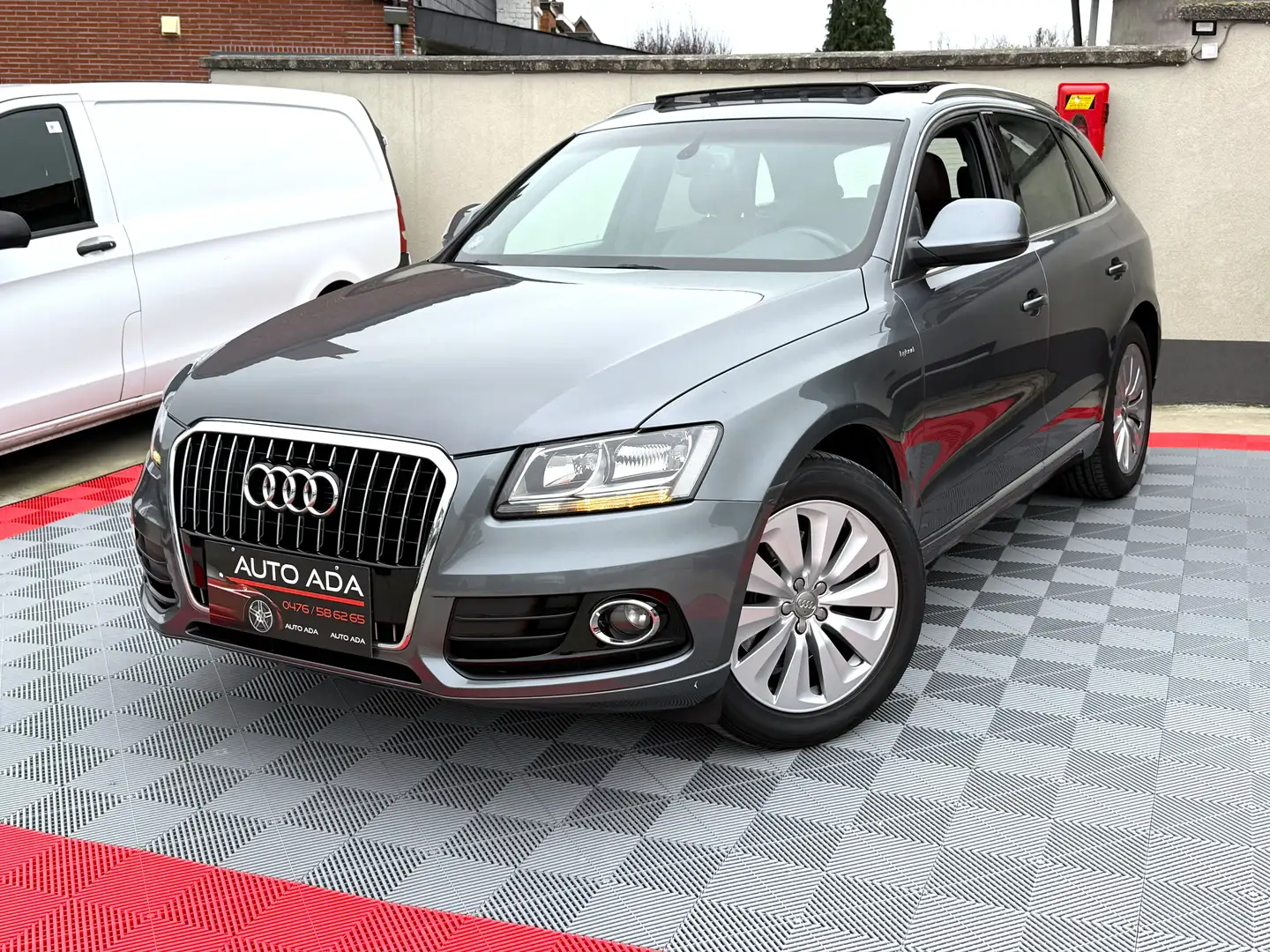 Audi Q5 Q5 Hybrid 2.0 TFSI Quattro Tiptronic--TOIT PANO-- Gris - 2