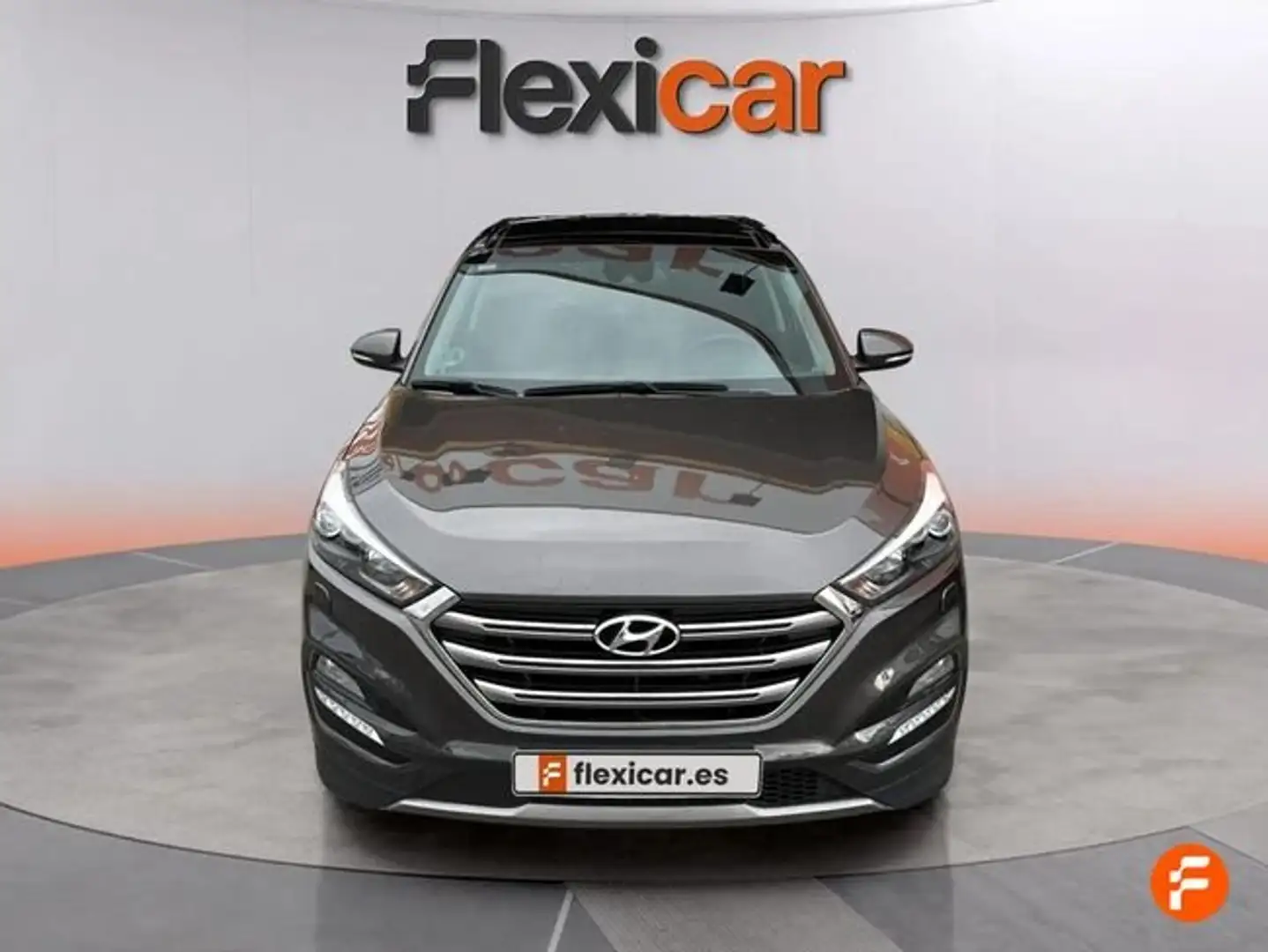 Hyundai TUCSON 1.6 TGDI Style 4x4 DT 176 Gris - 2
