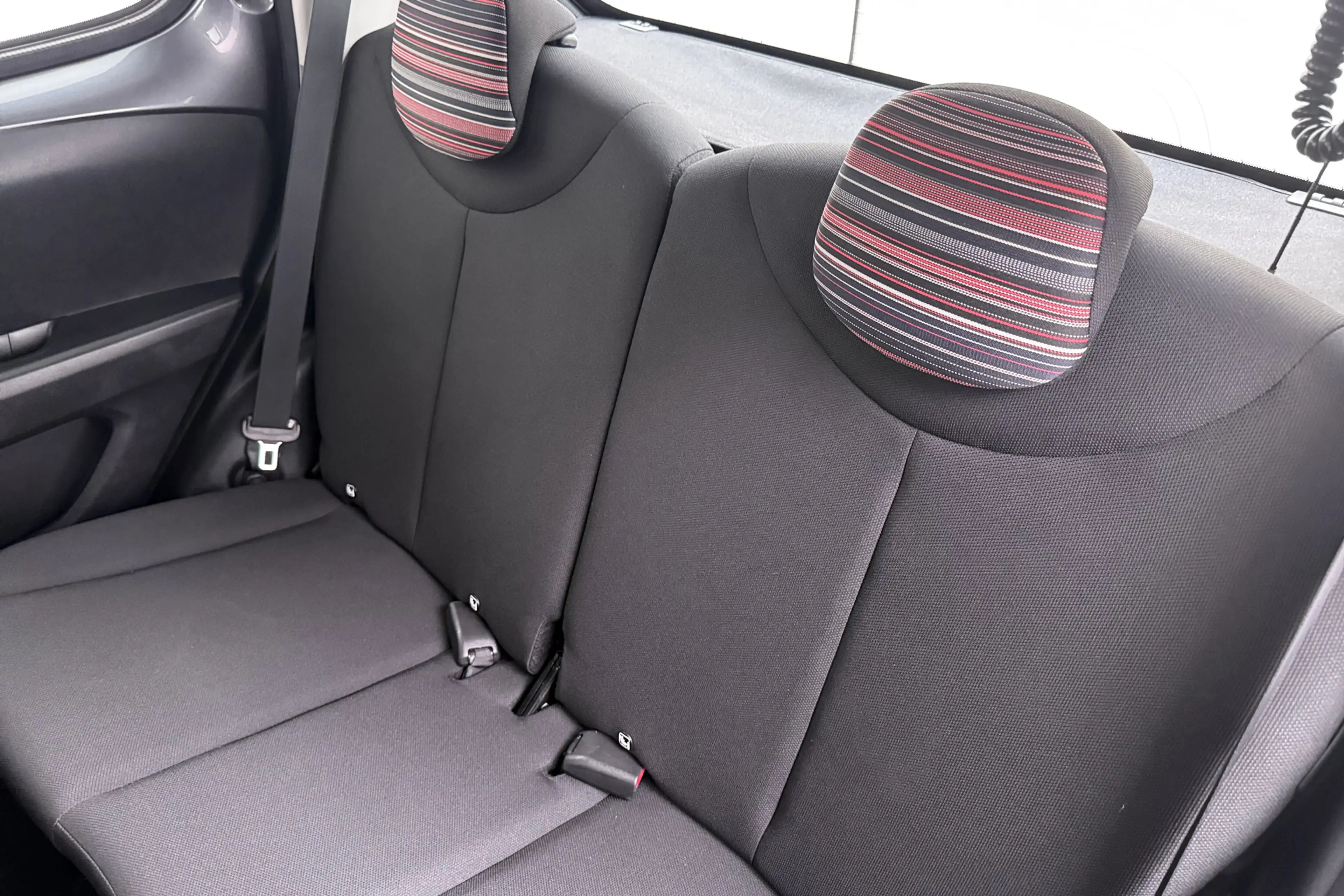Citroen C1 1.0 VTi Shine Comfort Plus Climate Camera Carplay — photo 11