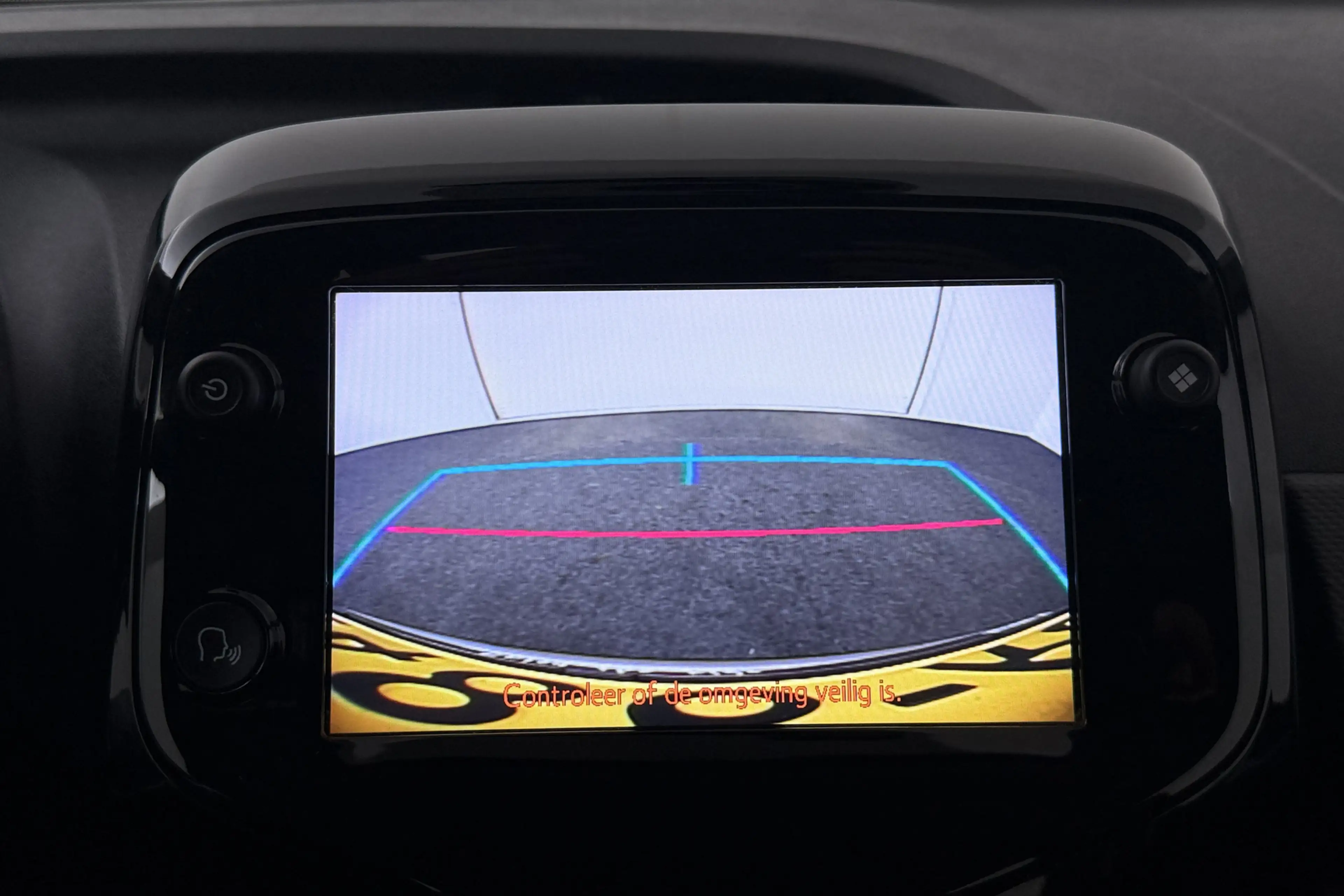 Citroen C1 1.0 VTi Shine Comfort Plus Climate Camera Carplay — photo 25