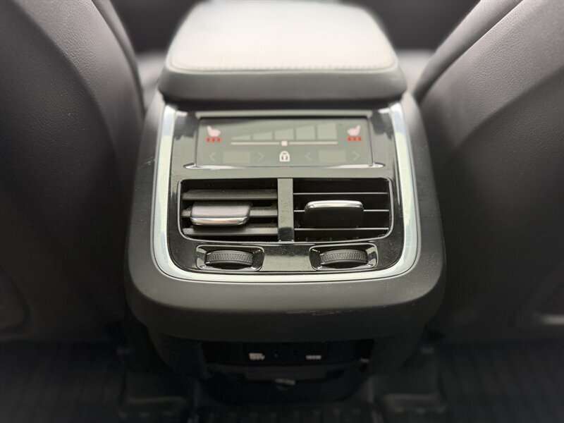 2019 Volvo XC90 T6 Inscription thumb 14