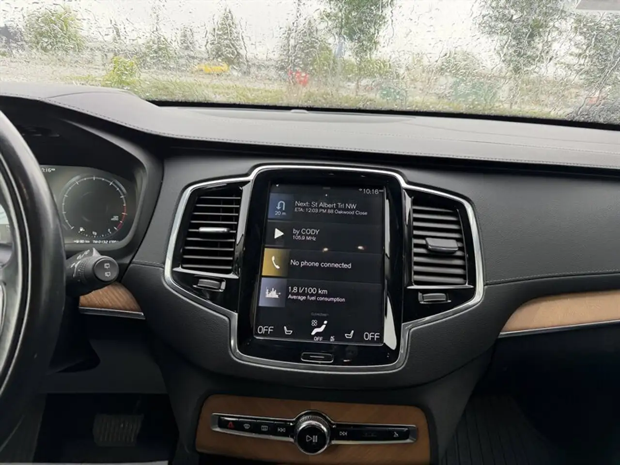 Volvo XC90 photo Volvo XC90
