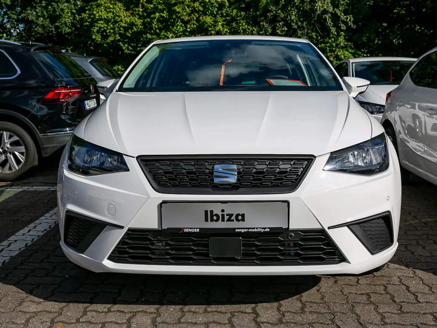 SEAT Ibiza Style LED 6-Gang Sitzhz. Rückfahrkamera Weiß - 2