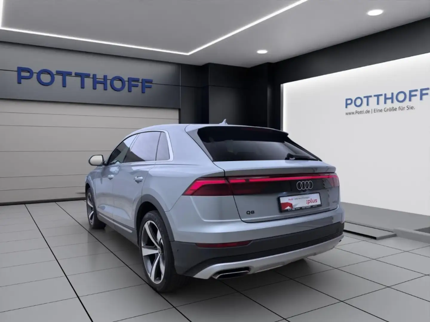 Audi Q8 45 TDI Q AHK MATRIX HuD SITZHZG KLIMA Silber - 2