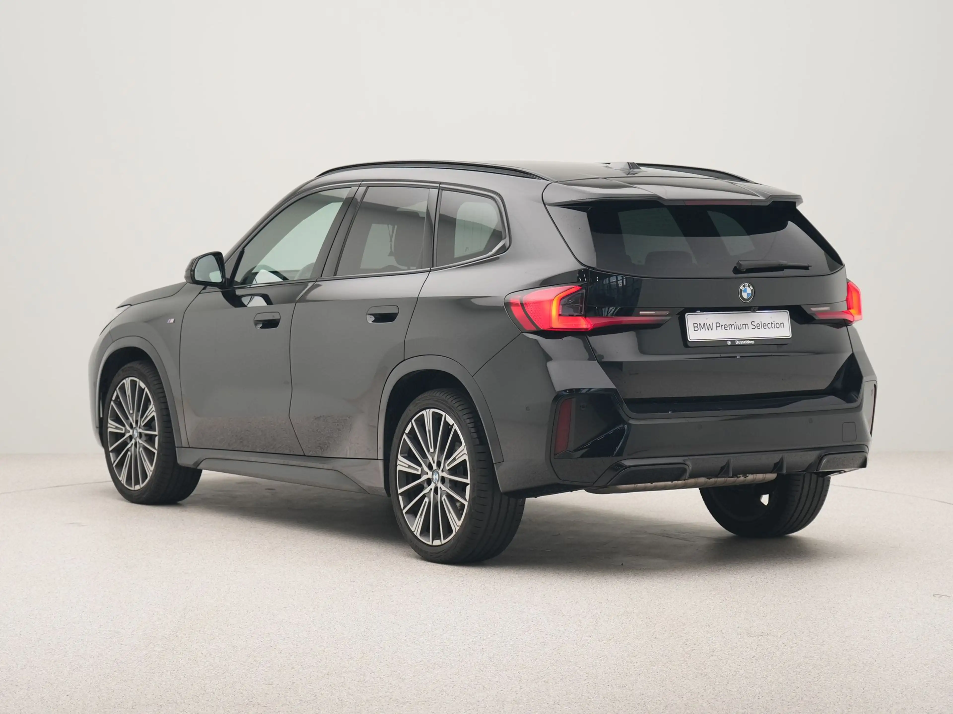 BMW X1 sDrive18i — photo 7