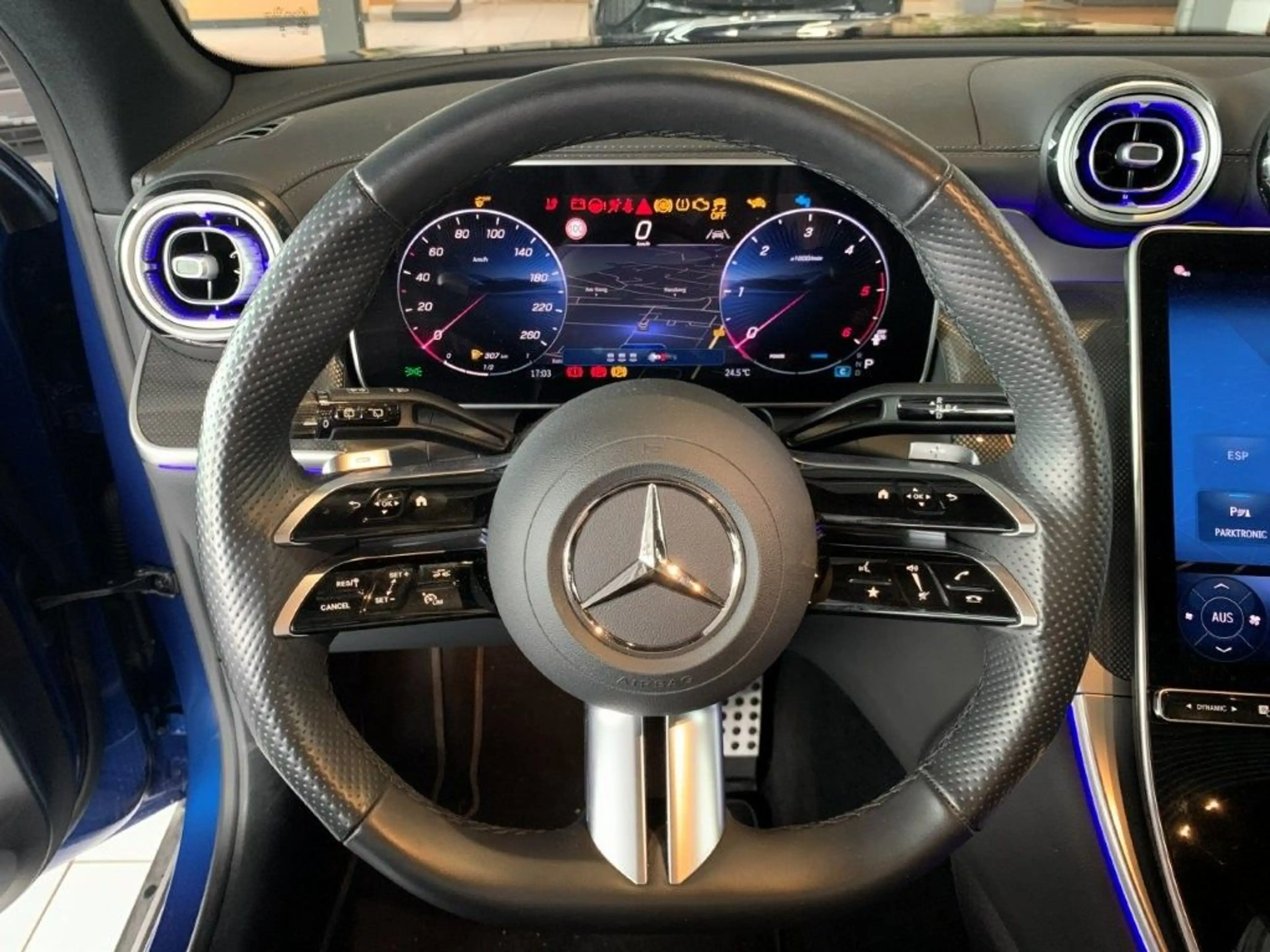 Mercedes-Benz GLC 450 d 4M AMG Line Pano AHK Night Memory 360 — photo 14
