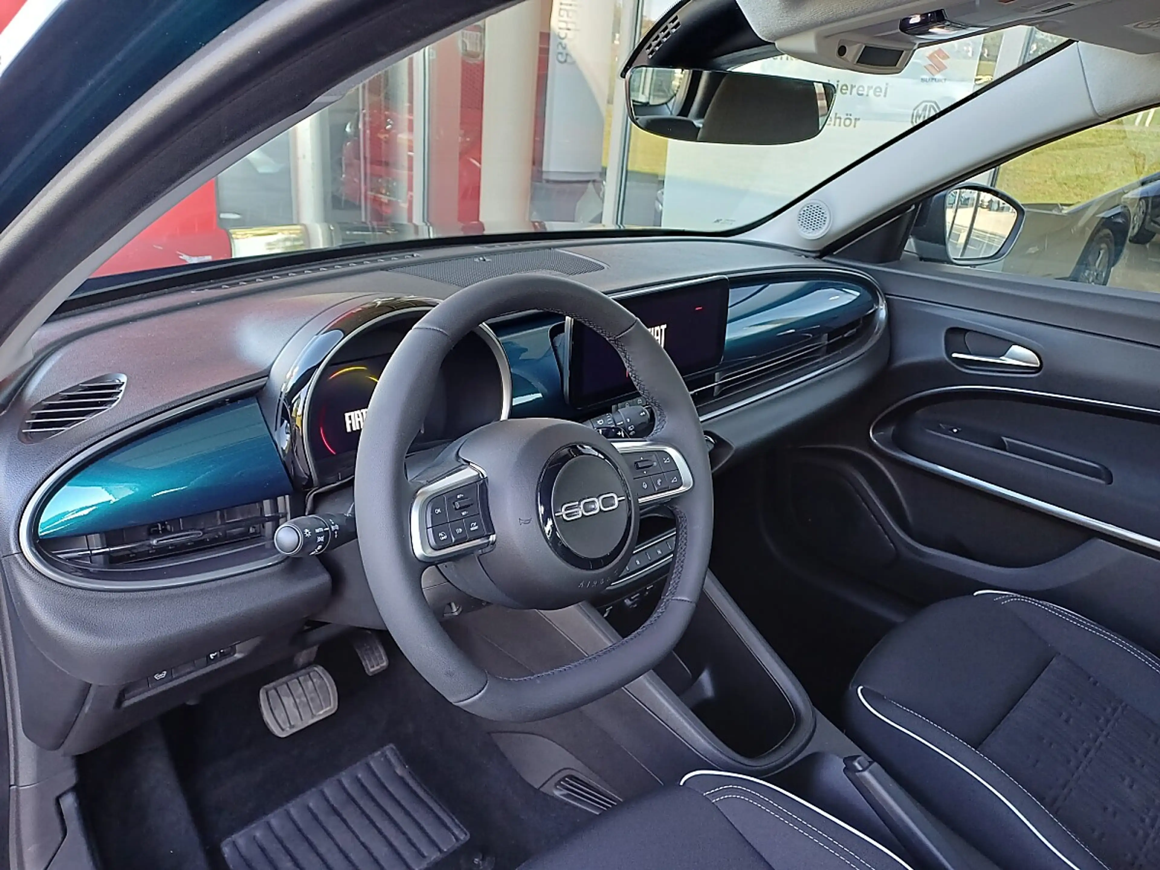 Fiat 600 Hybrid mHEV 110 6-Gang eDCT Pop — photo 10