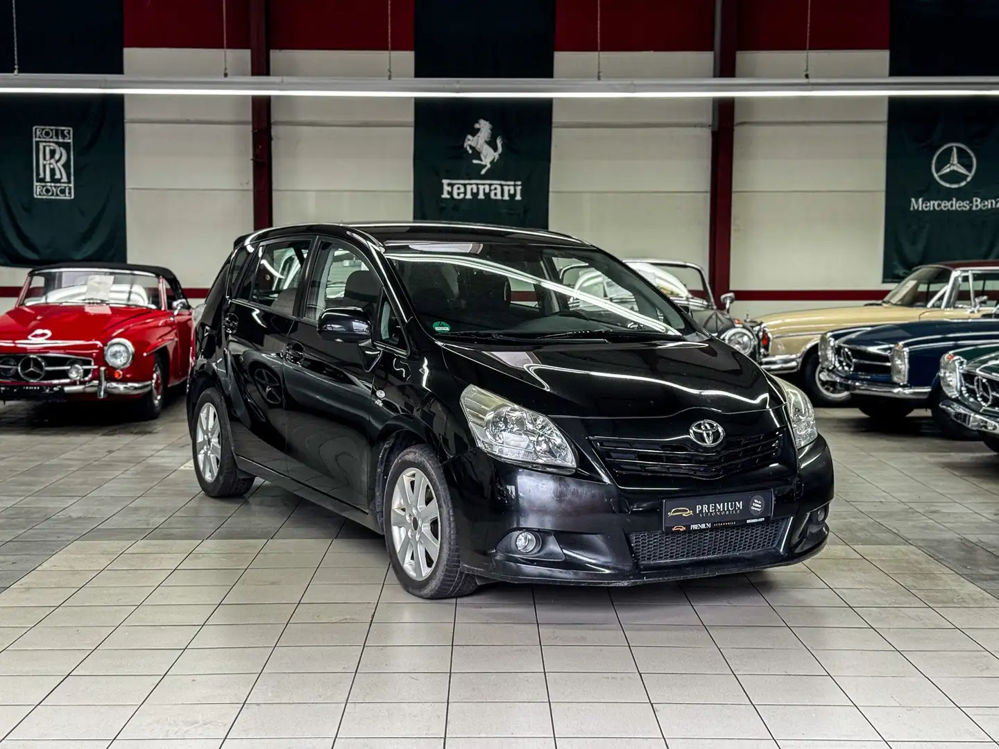 Toyota Verso Life Noir - 1