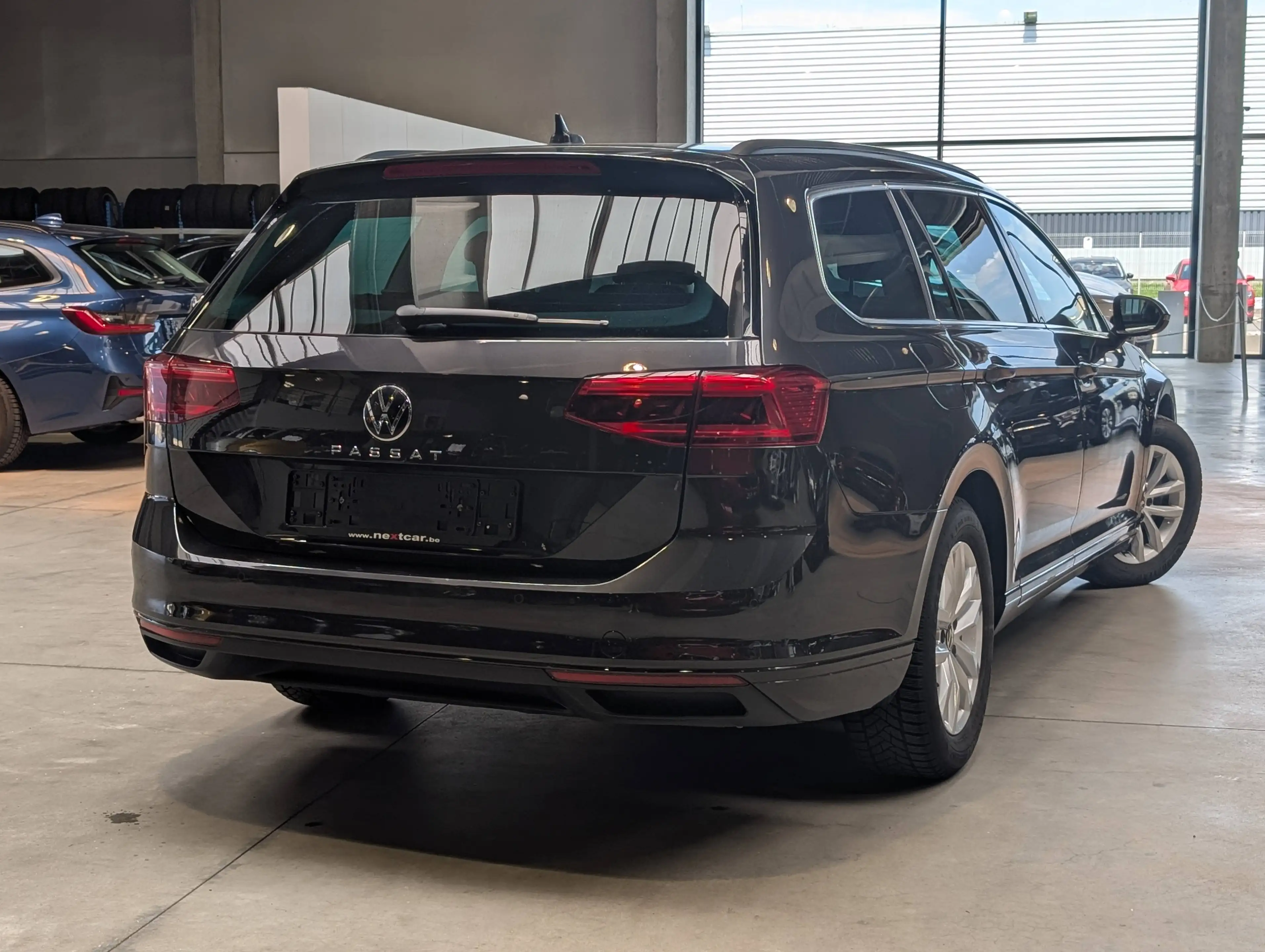 Volkswagen Passat Variant 2.0TDi Style DSG *FULL LED-NAVI-CAMERA-PARKING* — photo 3