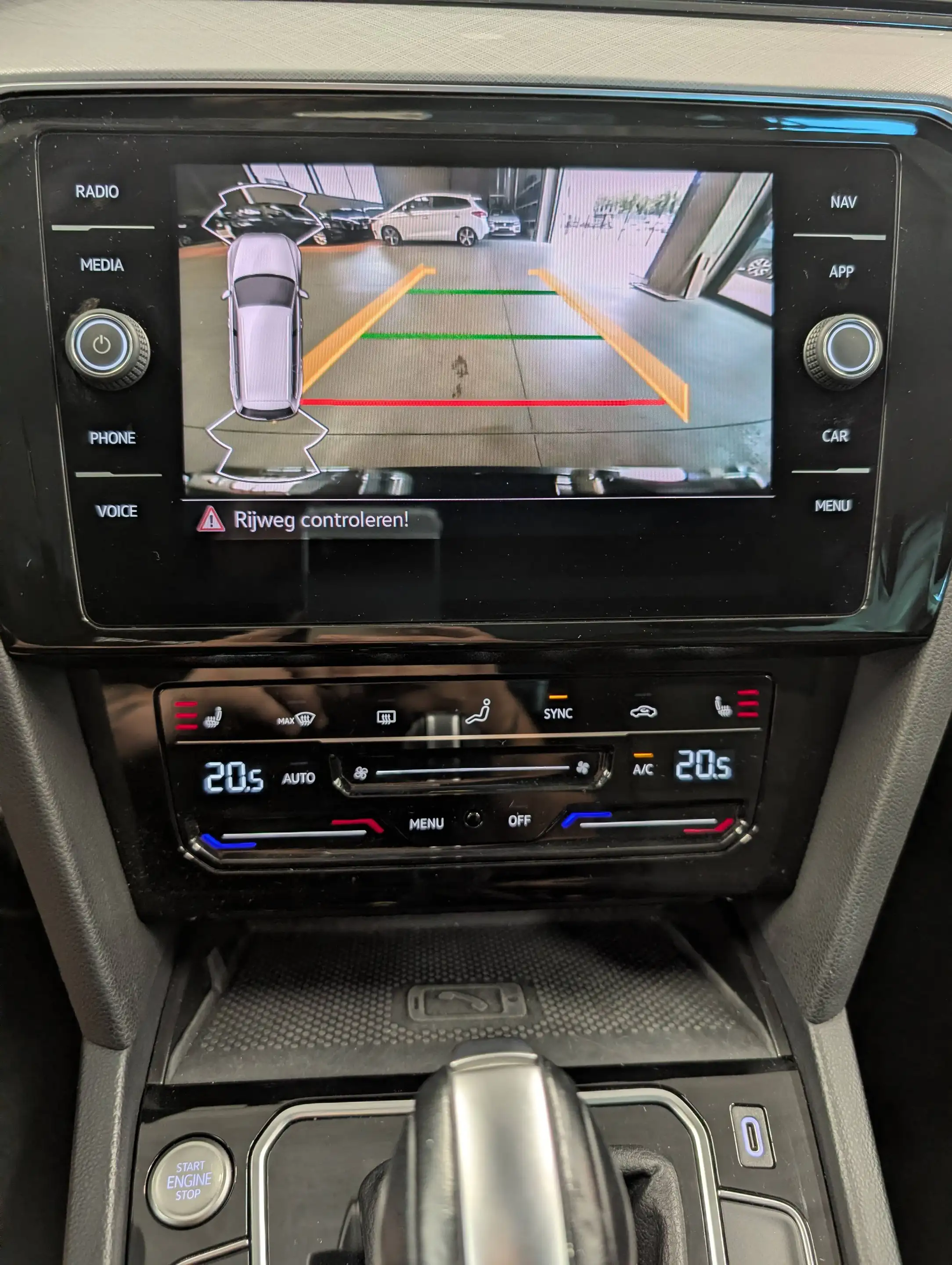 Volkswagen Passat Variant 2.0TDi Style DSG *FULL LED-NAVI-CAMERA-PARKING* — photo 11