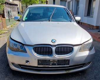 523i