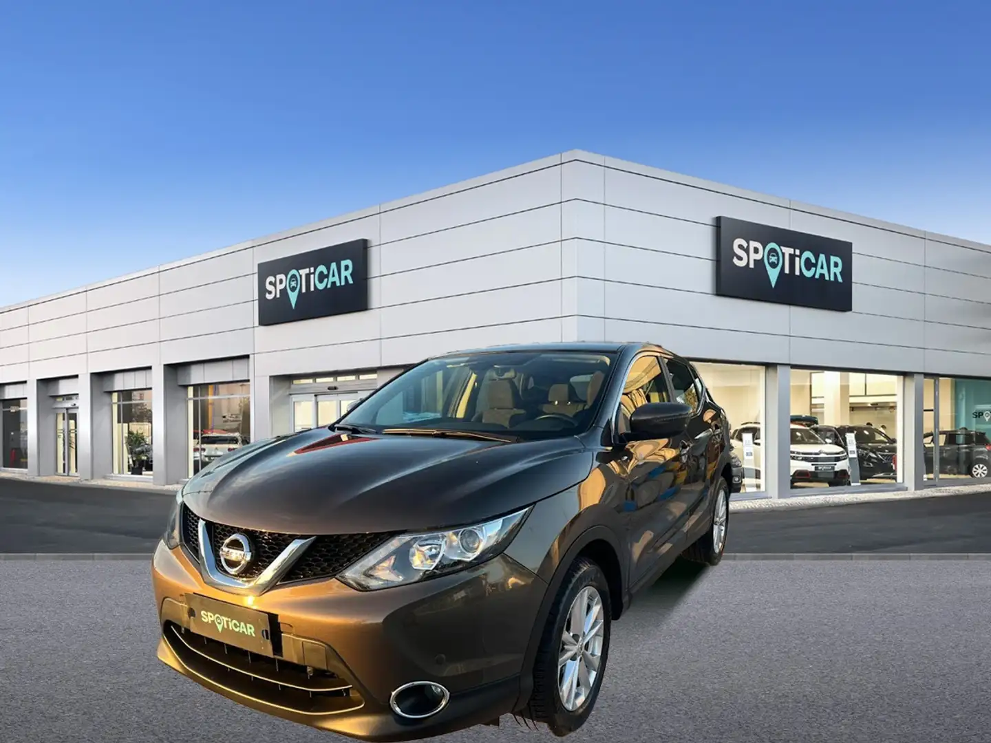 Nissan Qashqai 1.2 DIG-T 360 - 1