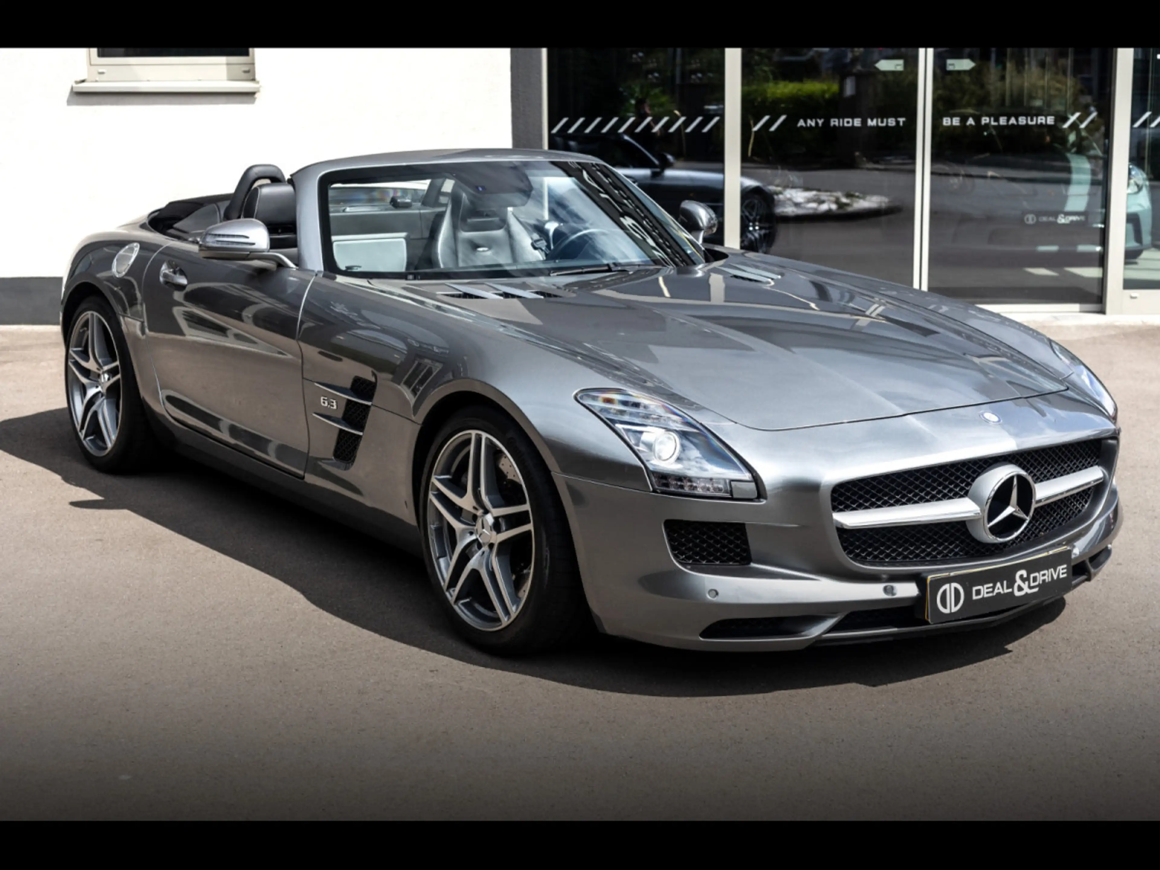 Mercedes-Benz SLS AMG ROADSTER 6.3 V8°HIMALAYAS GREY°KAM°B&O°AIRSCAR — photo 6