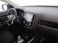 Mitsubishi Outlander 2.4 PHEV AWD Aut R-CAM SITZHZG TEMP PDC Weiß - thumbnail 13