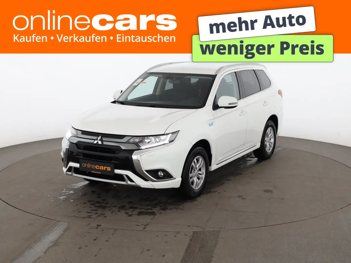 Mitsubishi Outlander 2.4 PHEV AWD Aut R-CAM SITZHZG TEMP PDC Weiß - 1