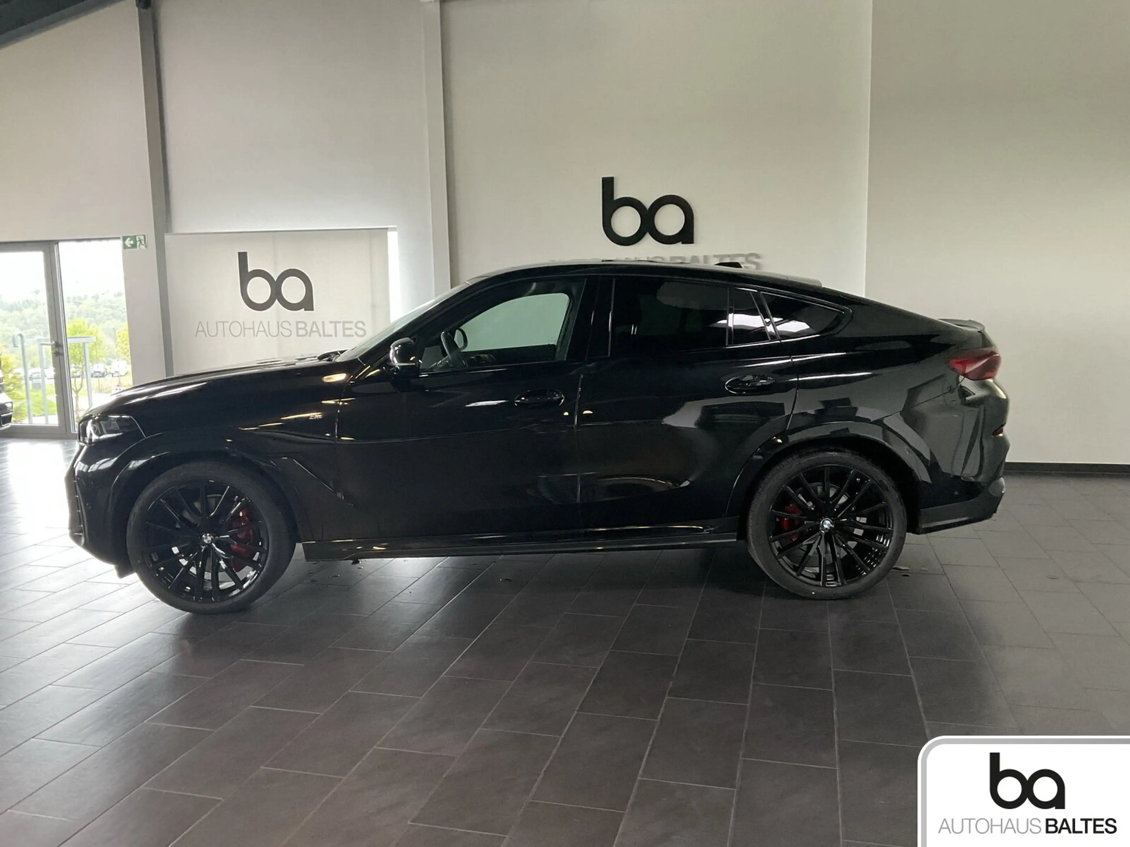 BMW X6 X6 xDrive 30d M Sport Pro 22"/Pano/Driv/Luft/25 — photo 3
