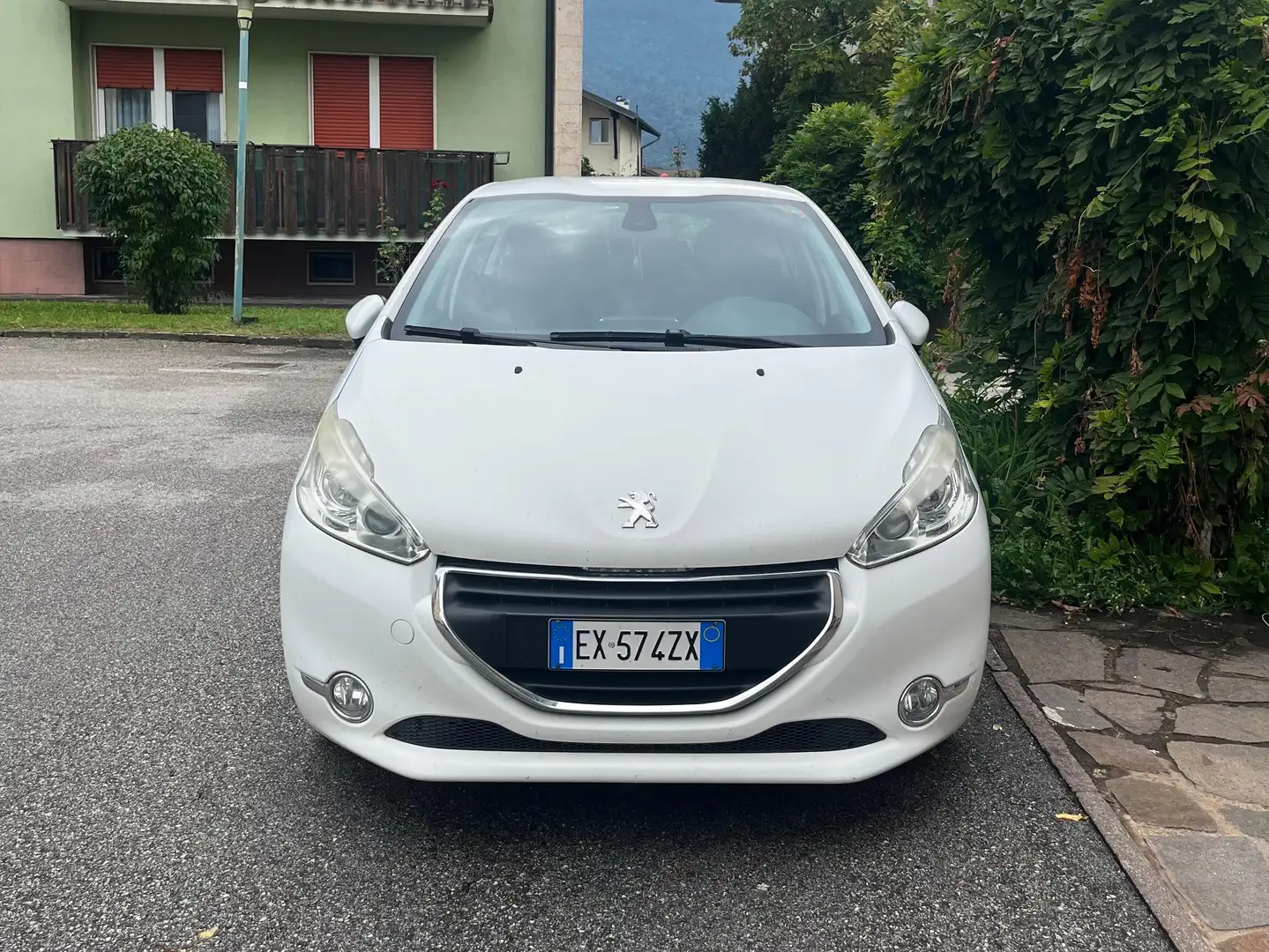 Peugeot 208 208 5p 1.6 e-hdi 8v Allure s Bianco - 1