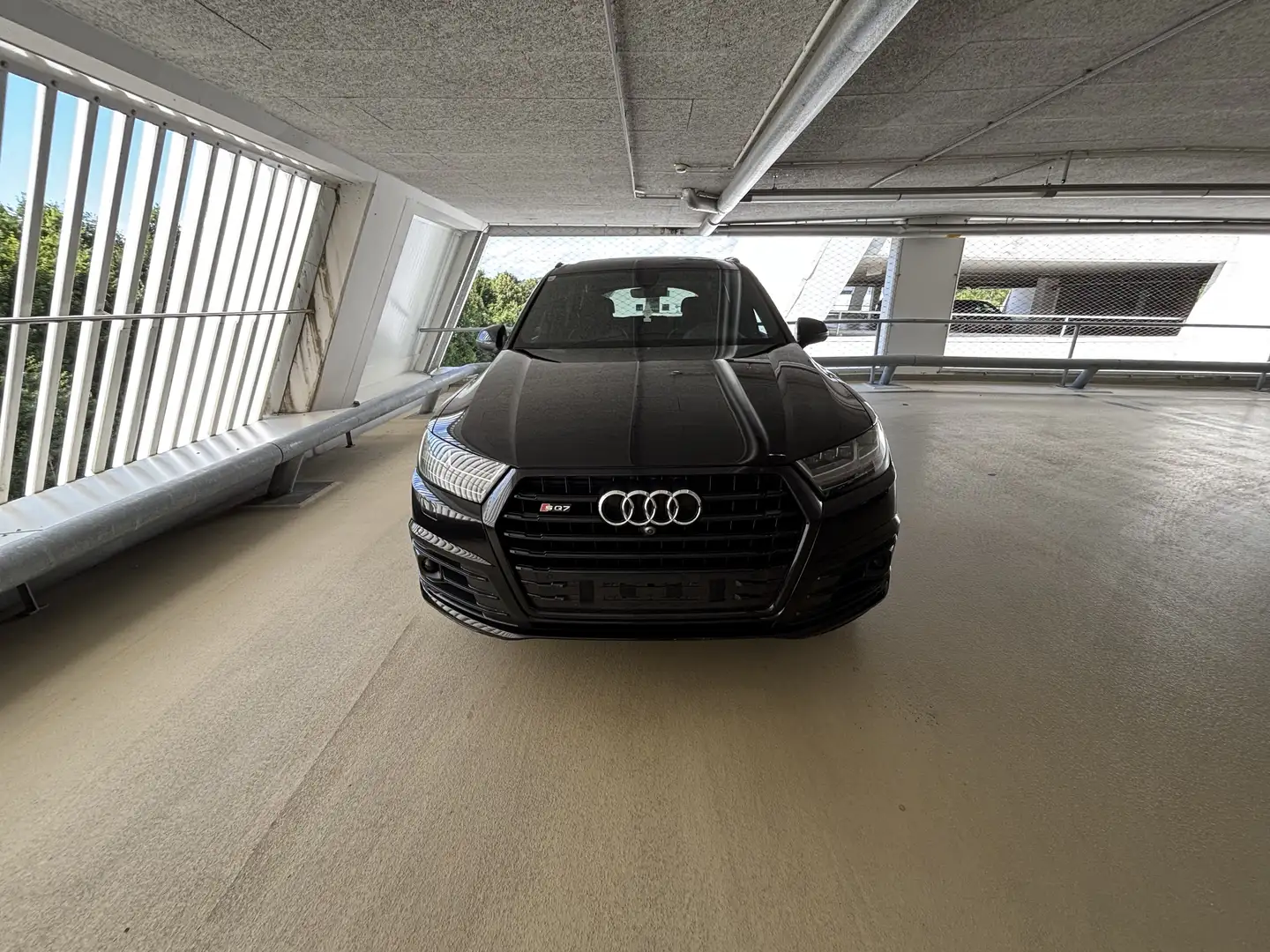 Audi SQ7 4,0 TDI quattro Schwarz - 2