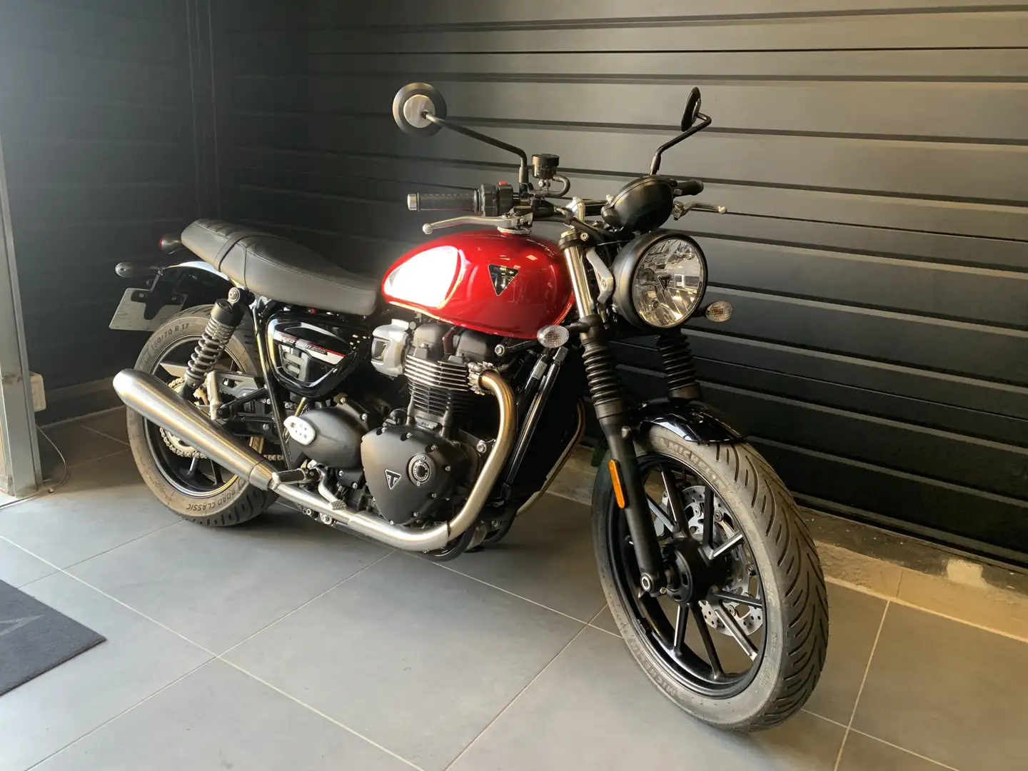 Triumph Speed Twin Rouge - 2