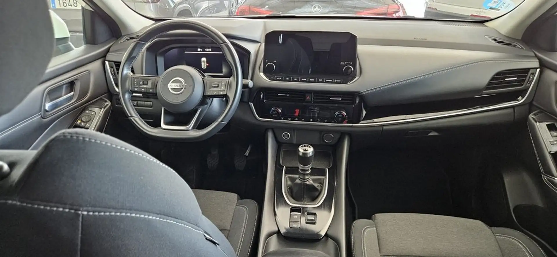 Nissan Qashqai DIG-T 103kW (140CV) mHEV 4x2 N-Connecta Blanco - 2