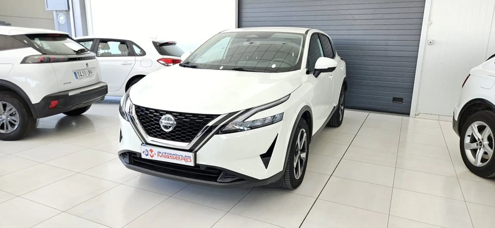 Nissan Qashqai DIG-T 103kW (140CV) mHEV 4x2 N-Connecta Blanco - 1