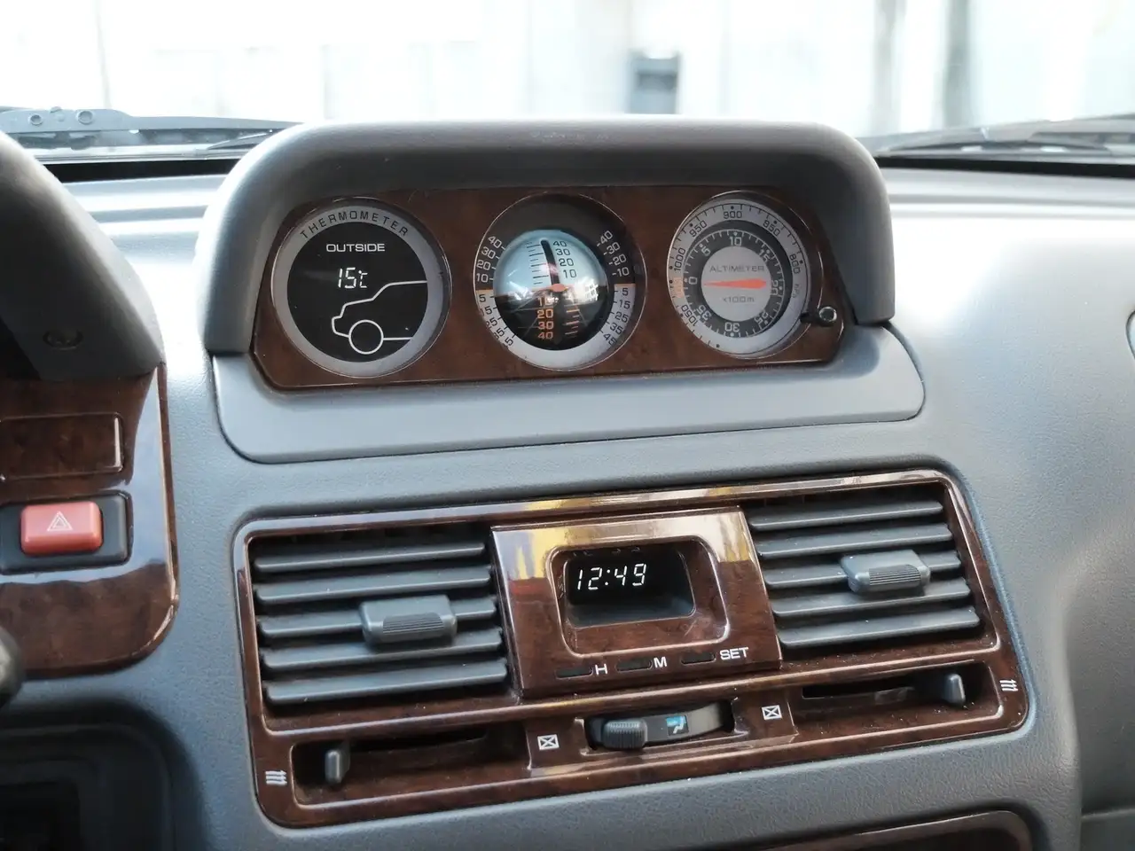 Mitsubishi Pajero TD Classic 2500 aus 2.Hand orig. 128 Tkm, foto 9