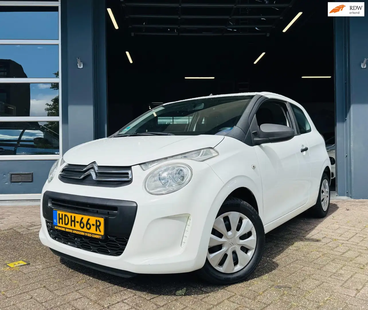 Citroen C1 1.0 e- VTi Live *STUURBEKR.*NW.APK*BT- AUDIO*AUX- Wit - 1