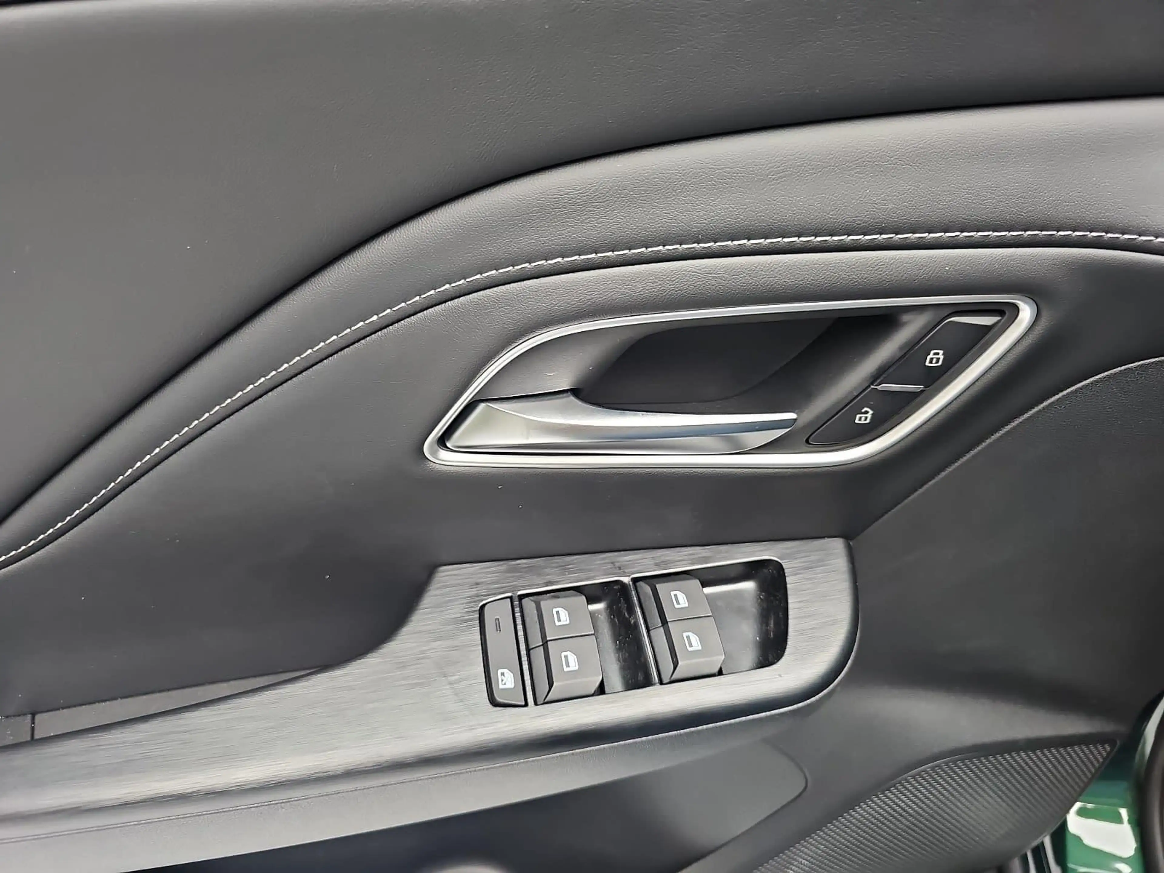 MG ZS ZS 1.5 HYBRID+ MY26 LUXURY NAVI LM18 KEYLESS-ENTRY — photo 15