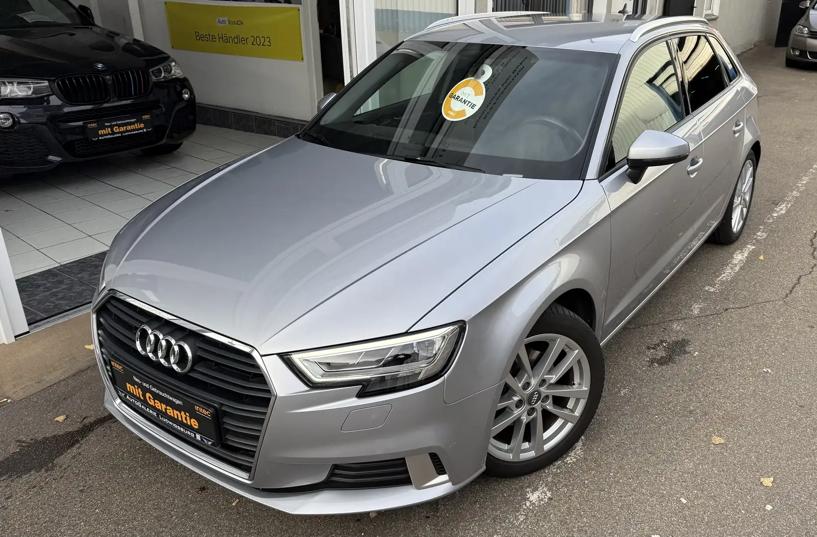 Audi A3 35 TFSI sport 2.HD LED NAVI DSP 17Zoll GARANTIE Gris - 2