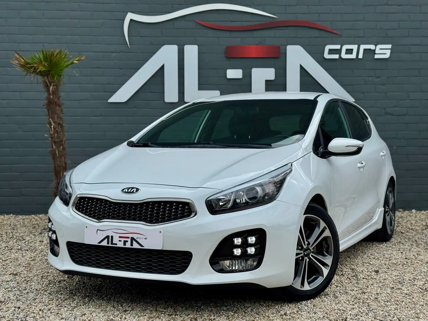 Kia Ceed / cee'd 1.6 CRDi GT Line *LED*CUIRE*GPS*CAMERA*GARANTIE✅ - 1