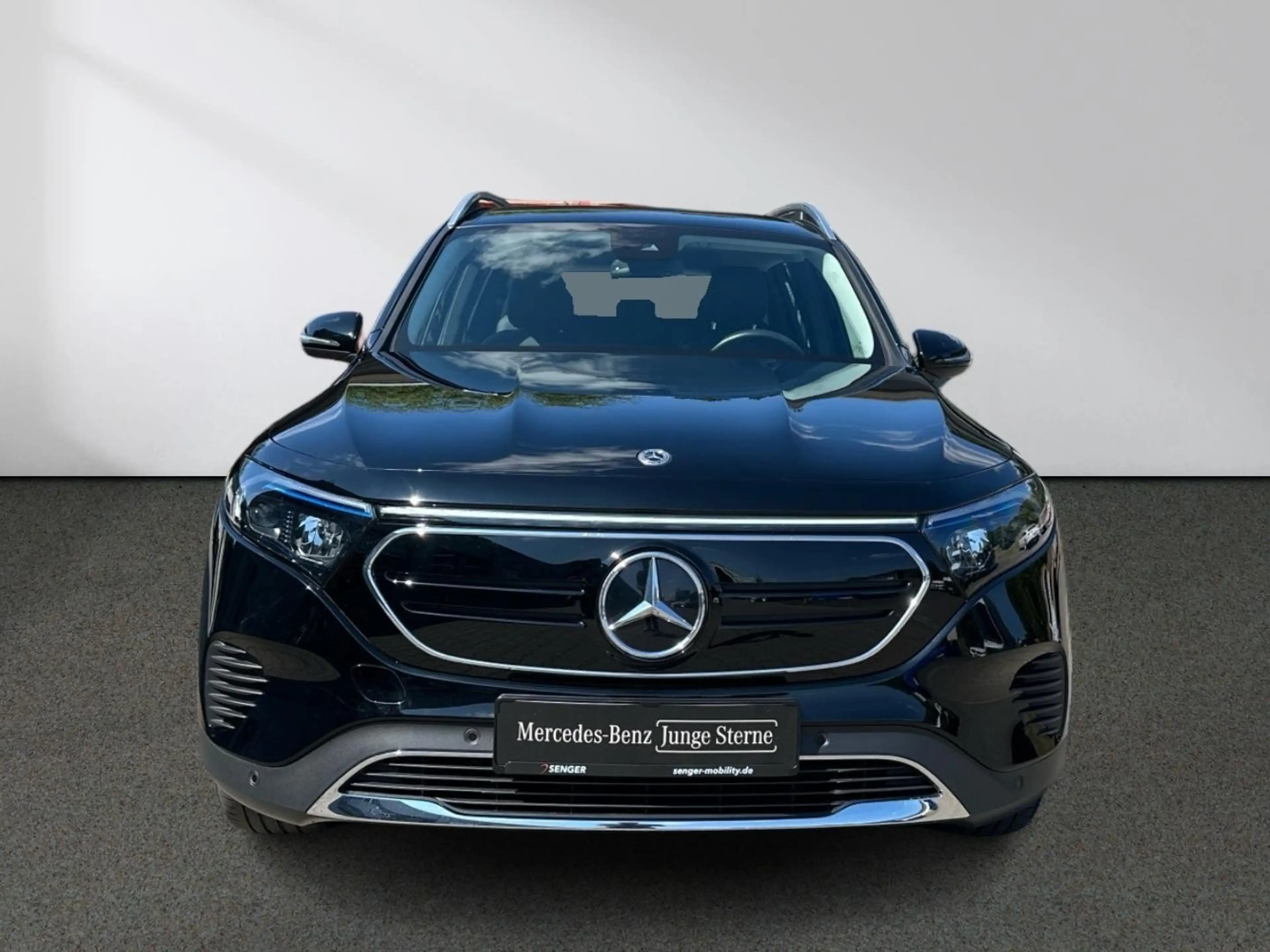 Mercedes-Benz EQB 300 4M Progressive Ambiente Kamera MBUX LED — photo 5