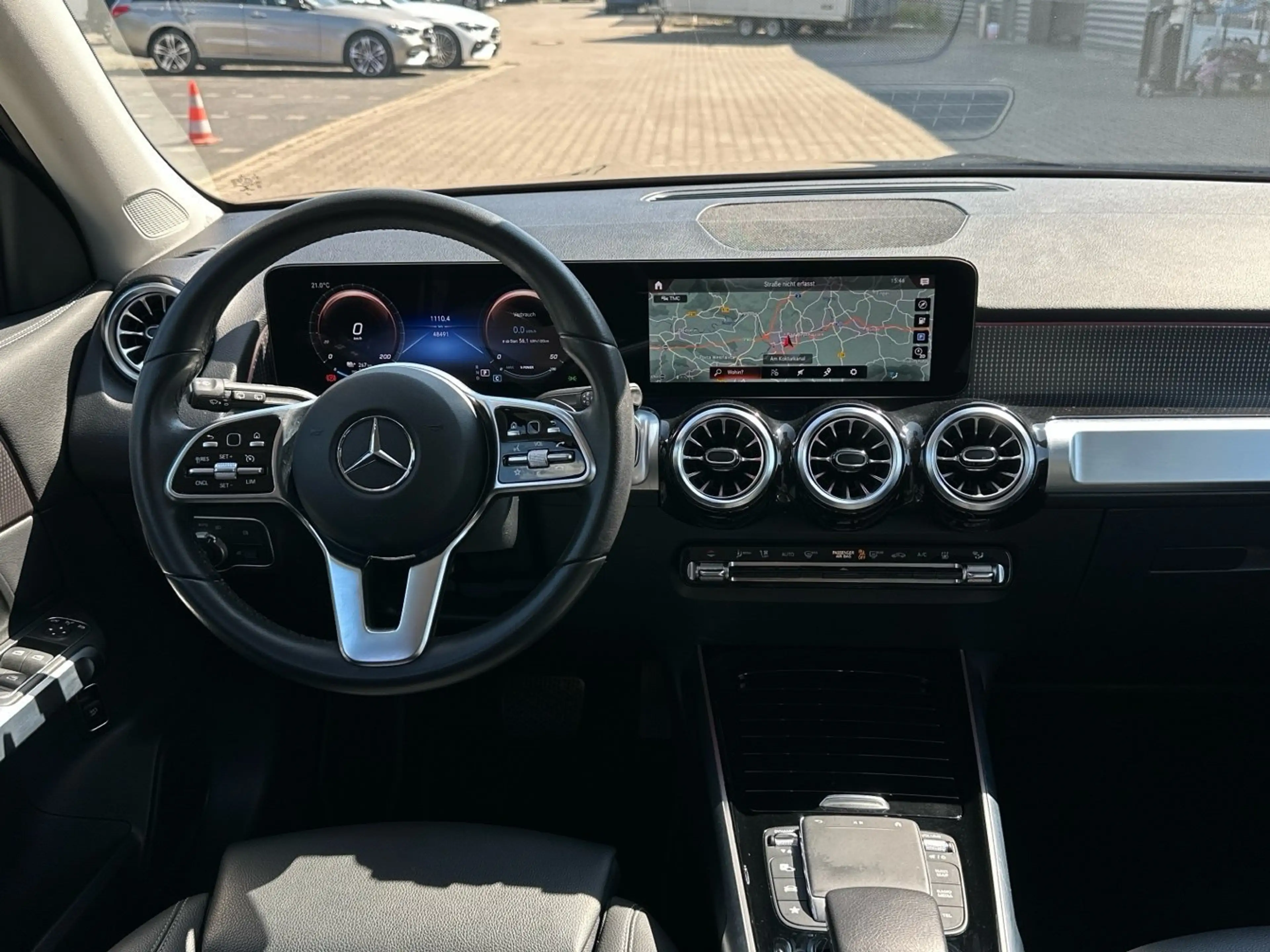 Mercedes-Benz EQB 300 4M Progressive Ambiente Kamera MBUX LED — photo 9
