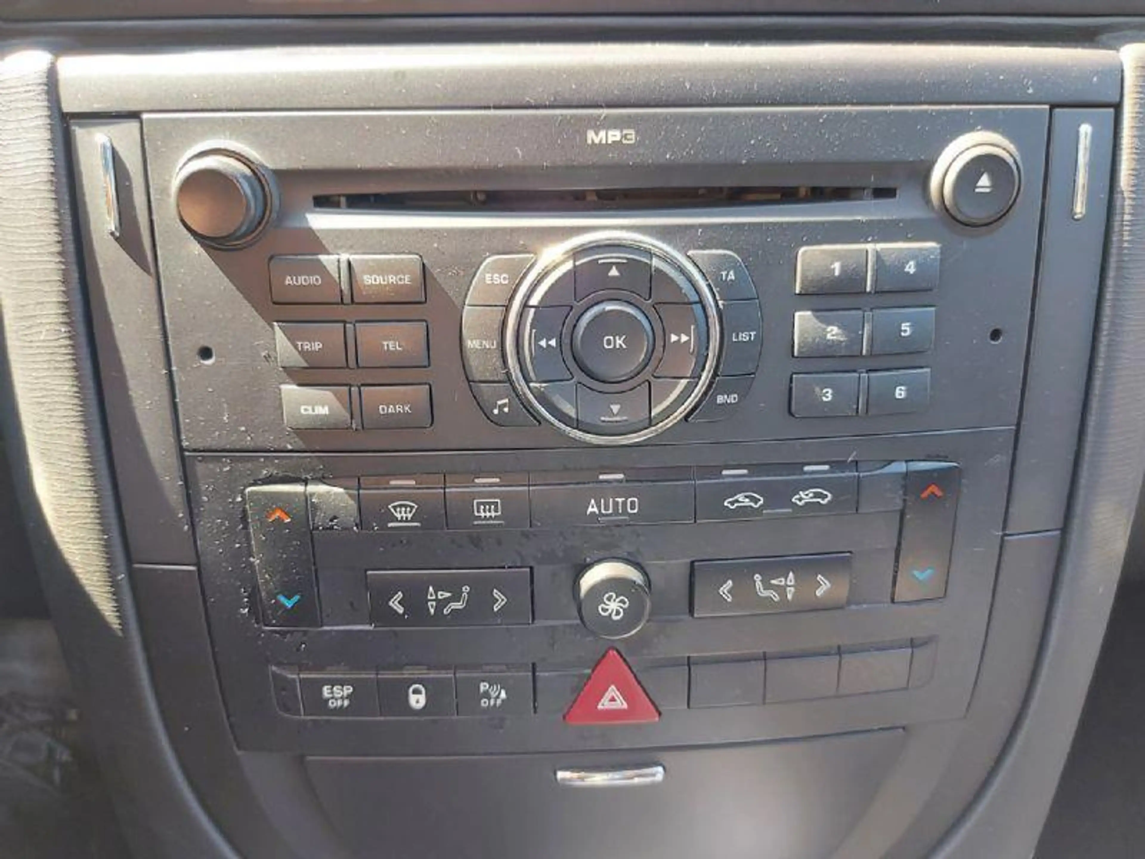 Citroen C6 2.2 HdiF 160pk, climate control,electrische voorst — photo 17