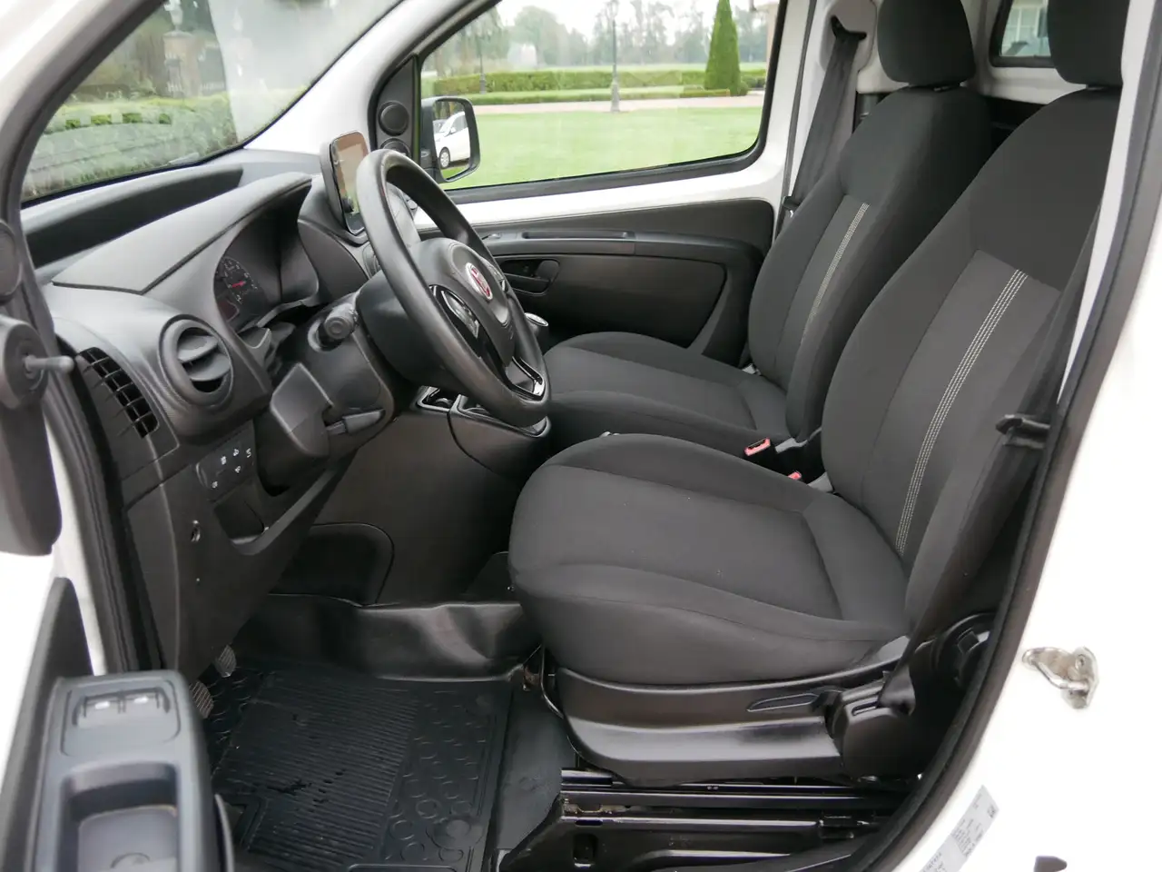 2020 Fiat Fiorino 1.4 SX CNG | AIRCO | PDC | 2020 | € 5299 EX BTW, photograph 12