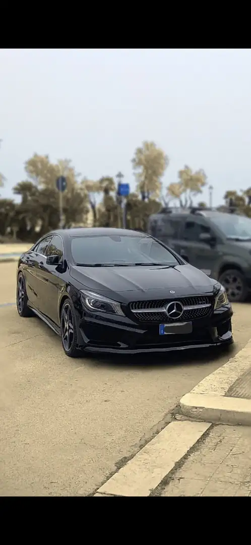 Mercedes-Benz CLA 200 AMG Packi Premium - 1