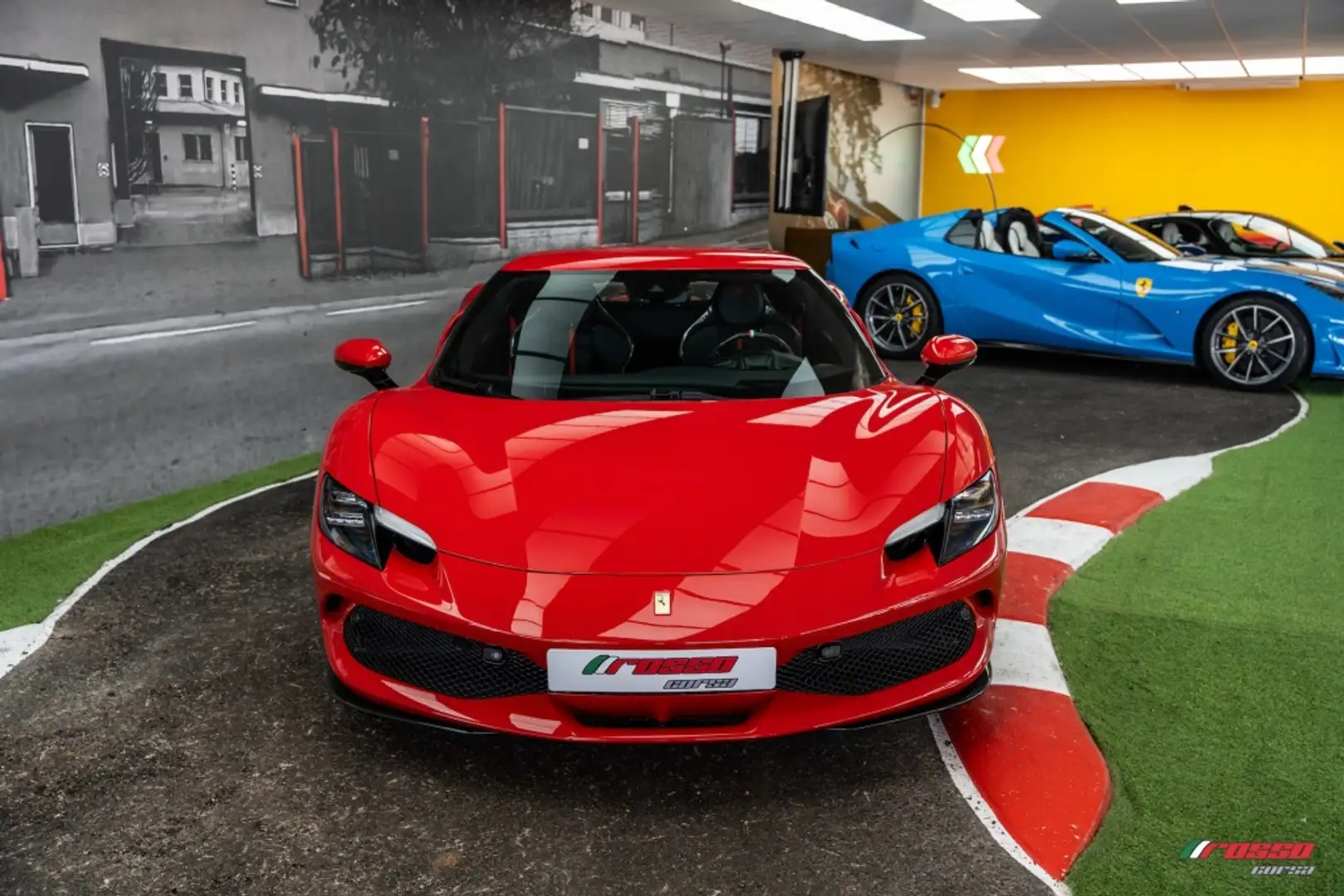 Ferrari 296 GTB Rojo - 2